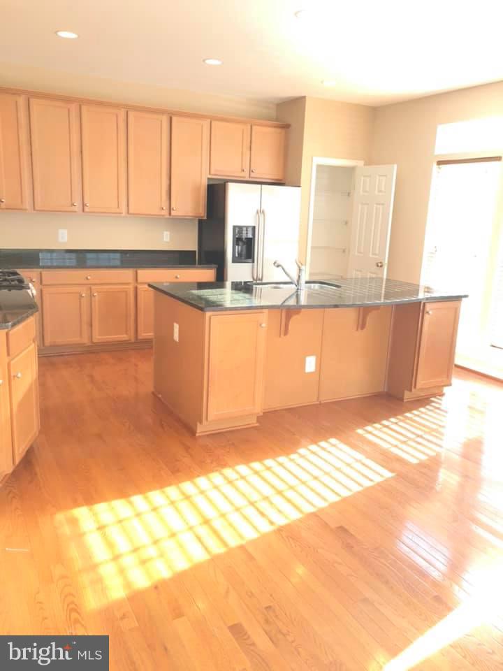 POTOMAC CLUB - Residential Lease