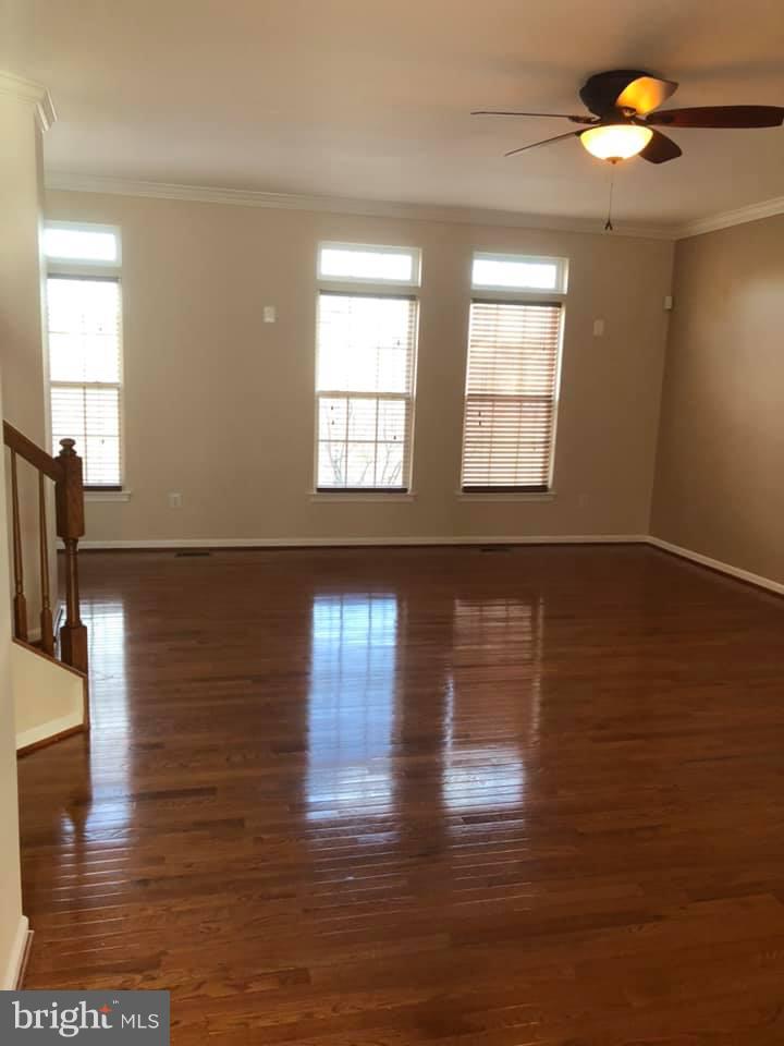 POTOMAC CLUB - Residential Lease