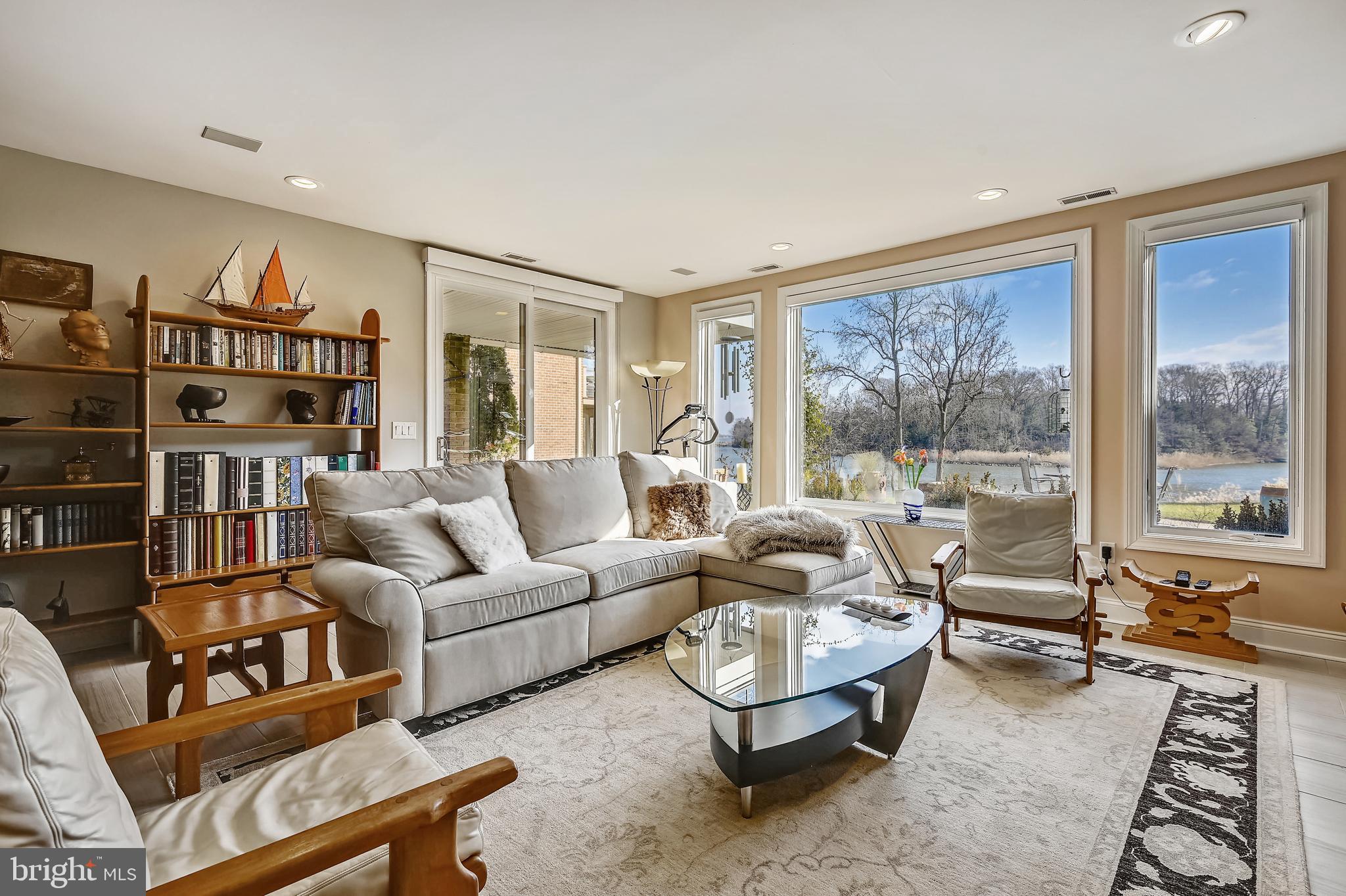 SOUTH RIVER LANDING - Residential