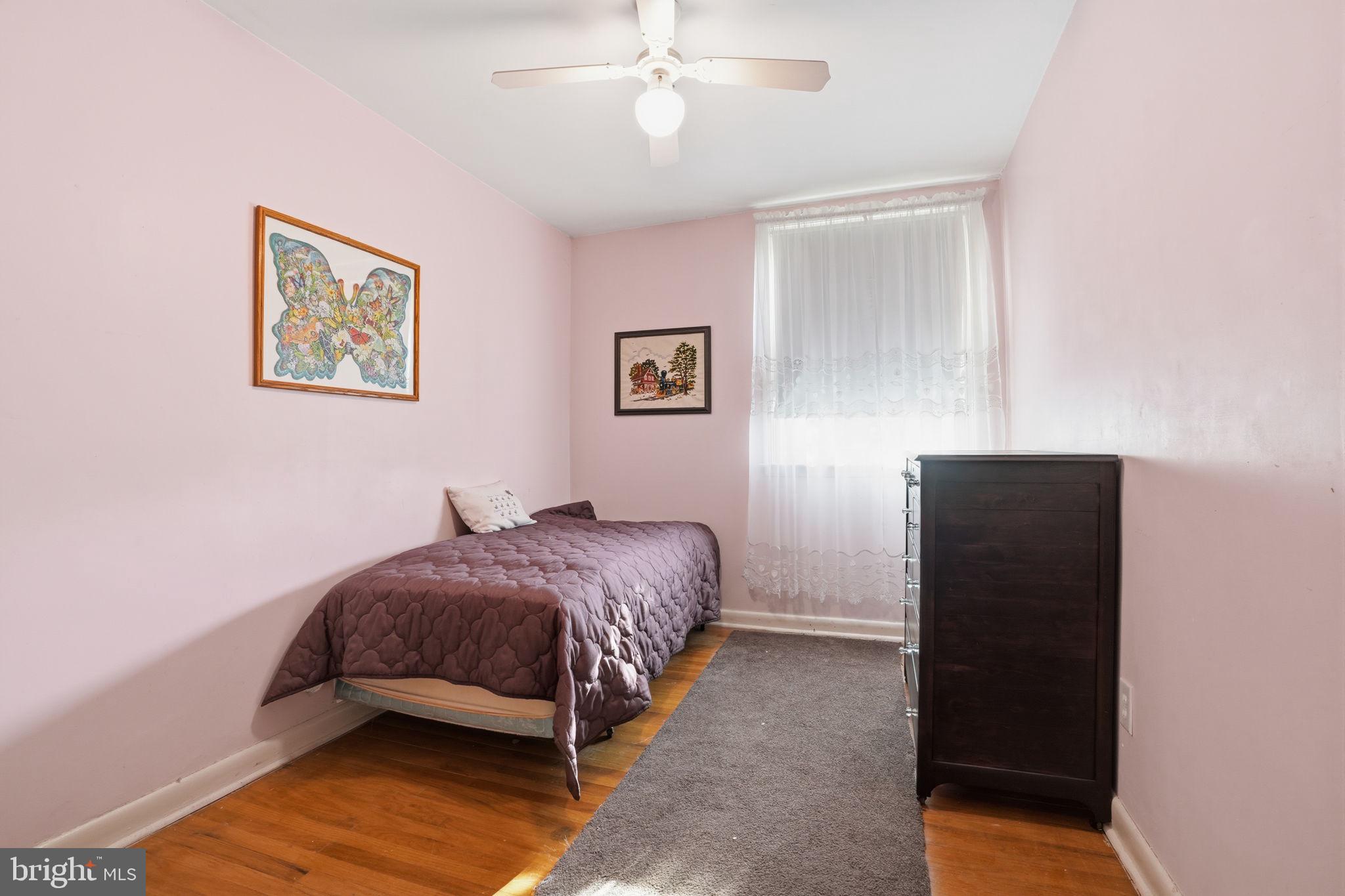 SOMERTON - Residential