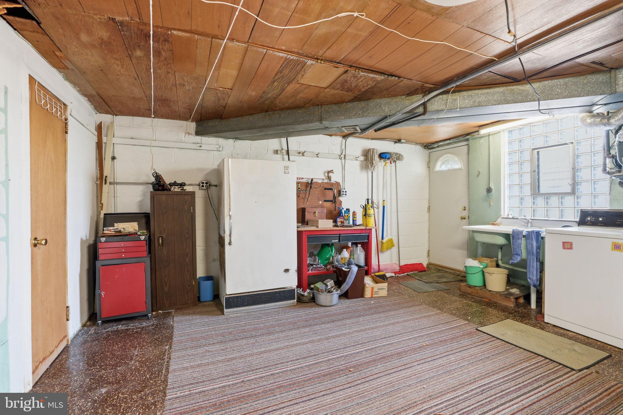 SOMERTON - Residential