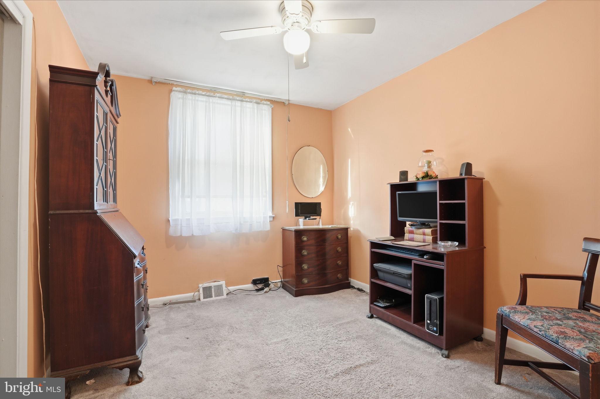 SOMERTON - Residential