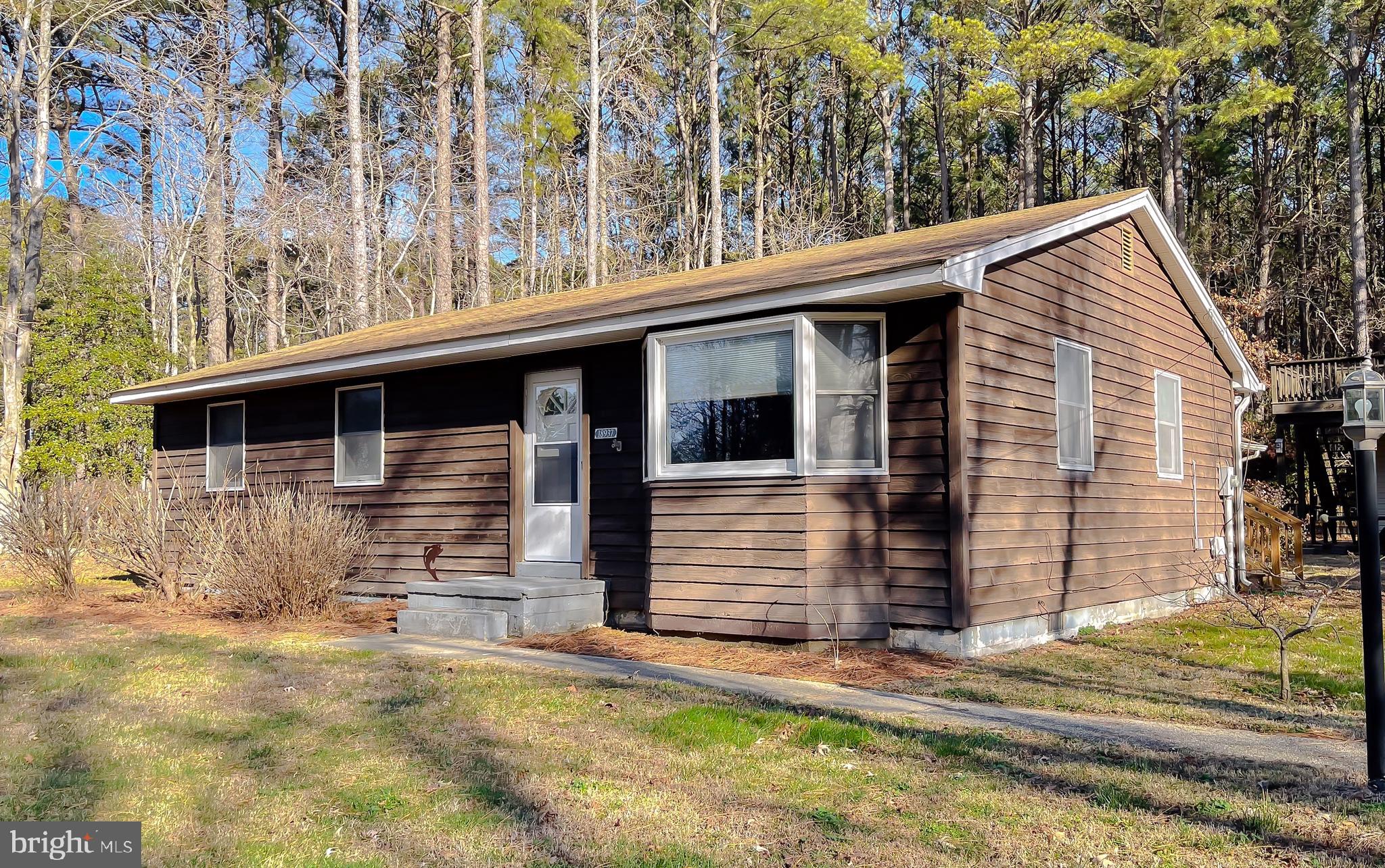 18937 MCKAY'S COVE LANE