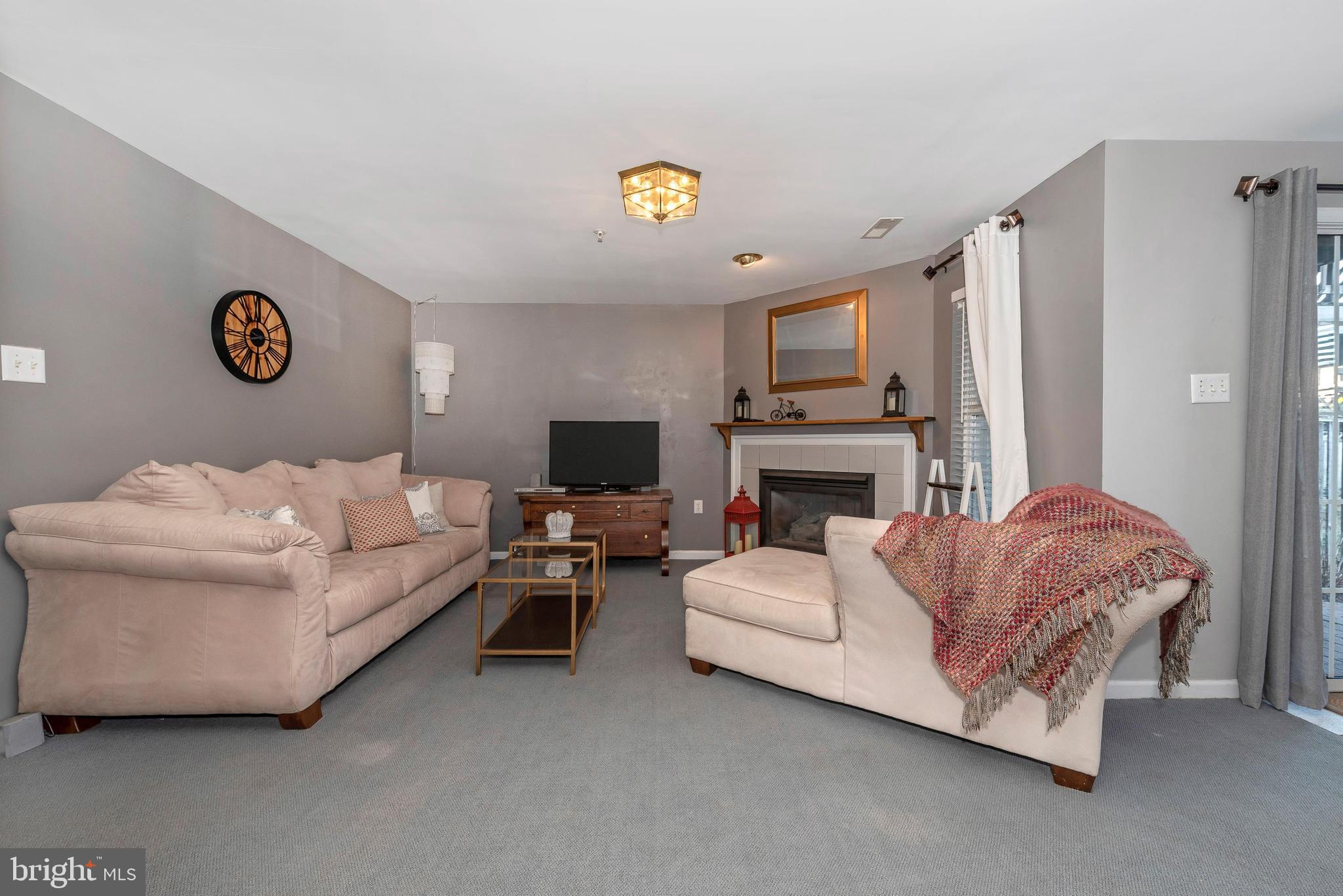 TUSCARORA KNOLLS - Residential