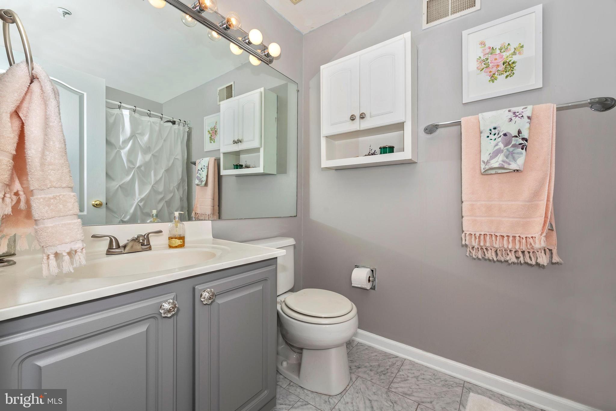 TUSCARORA KNOLLS - Residential