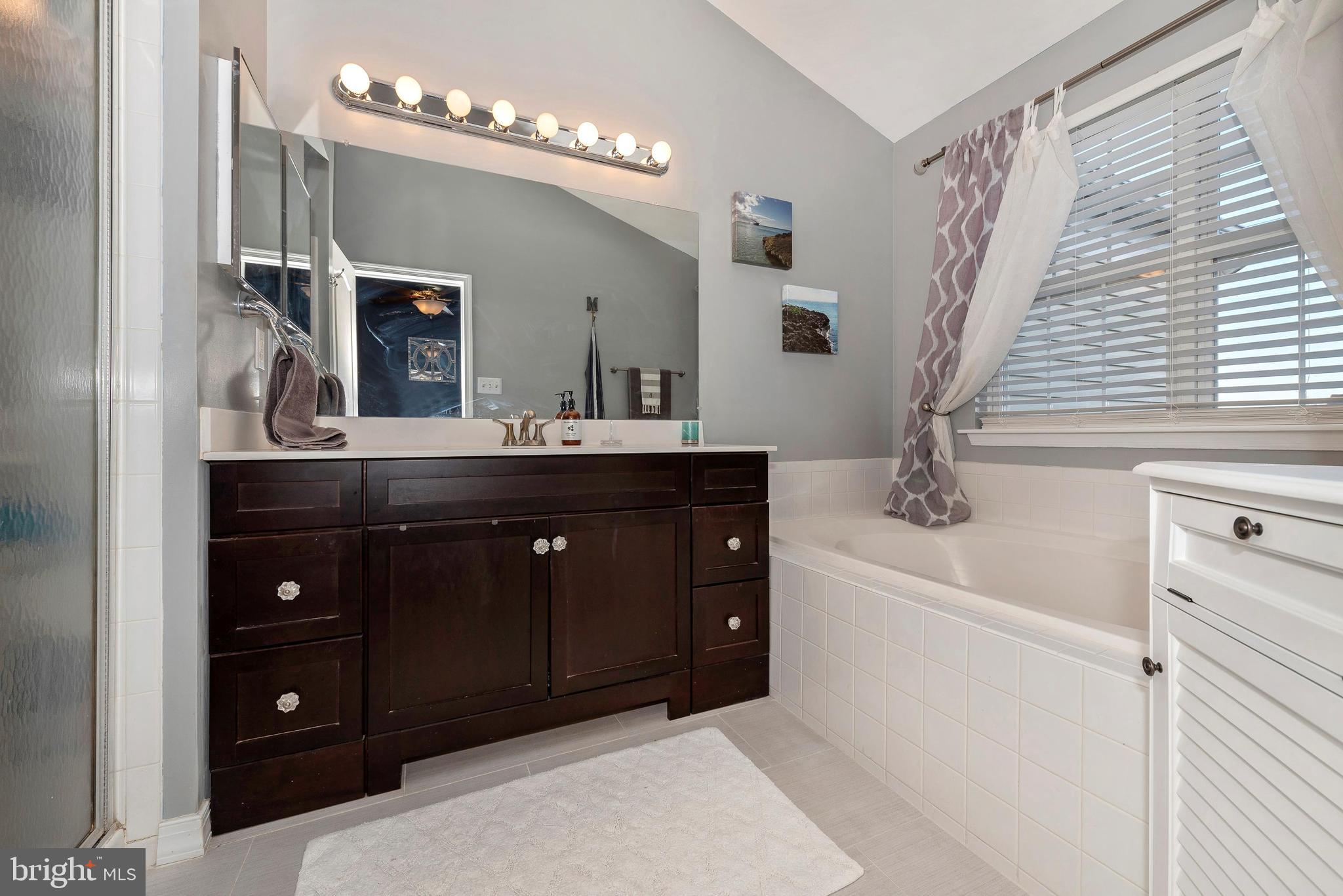 TUSCARORA KNOLLS - Residential