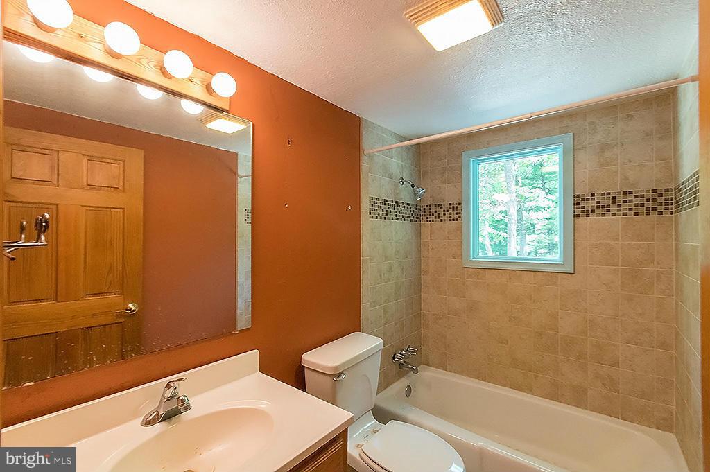 SLEEPY CREEK FOREST - Residential