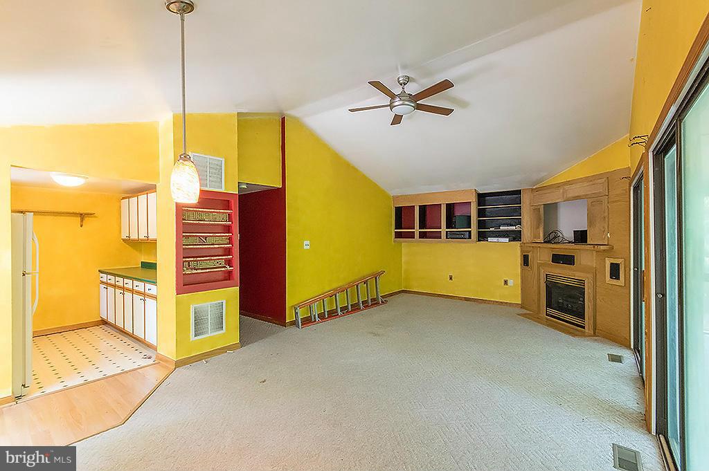 SLEEPY CREEK FOREST - Residential