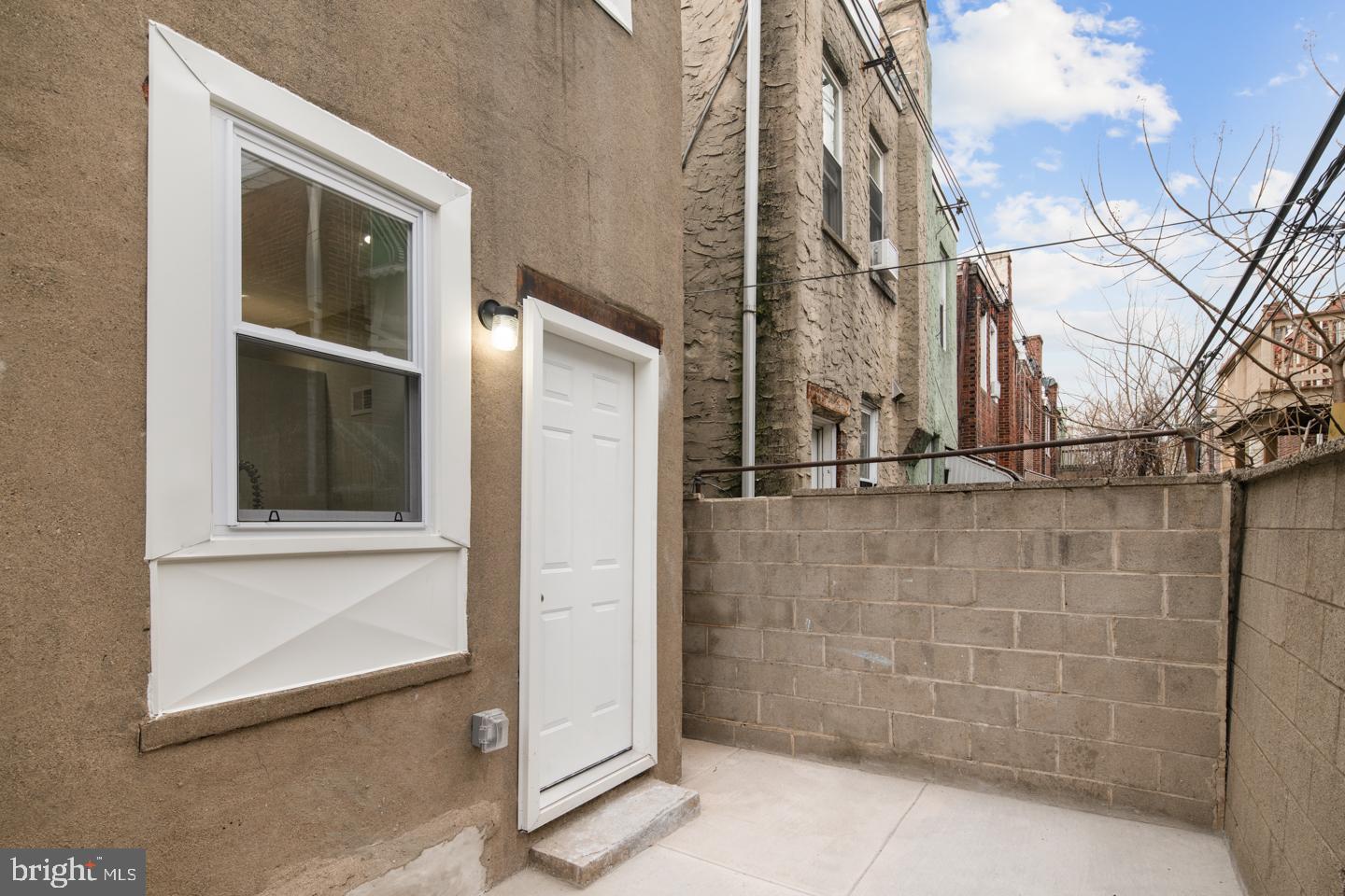 POINT BREEZE - Residential