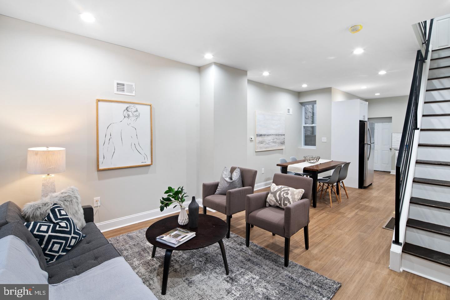 POINT BREEZE - Residential