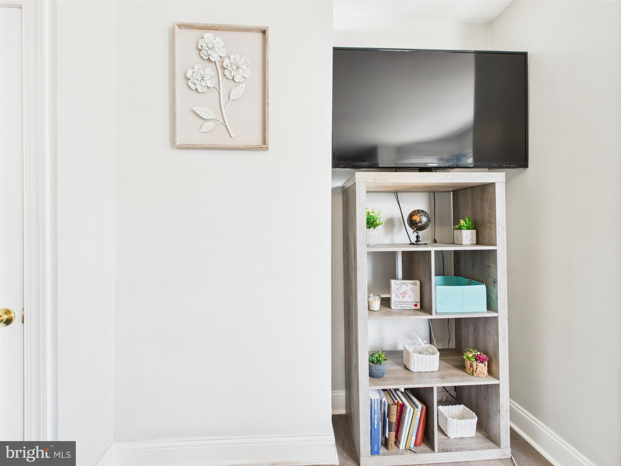 COBBS CREEK - Residential
