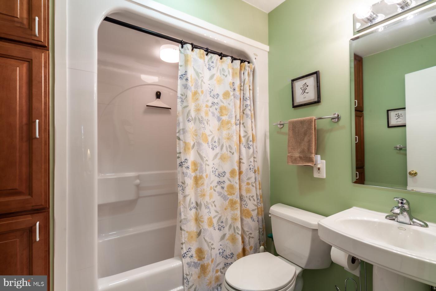 ROLLINGWOOD - Residential