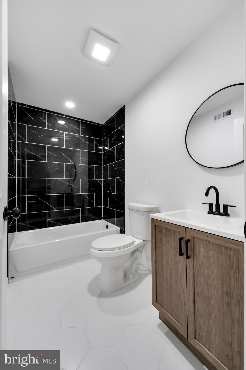 COBBS CREEK - Residential