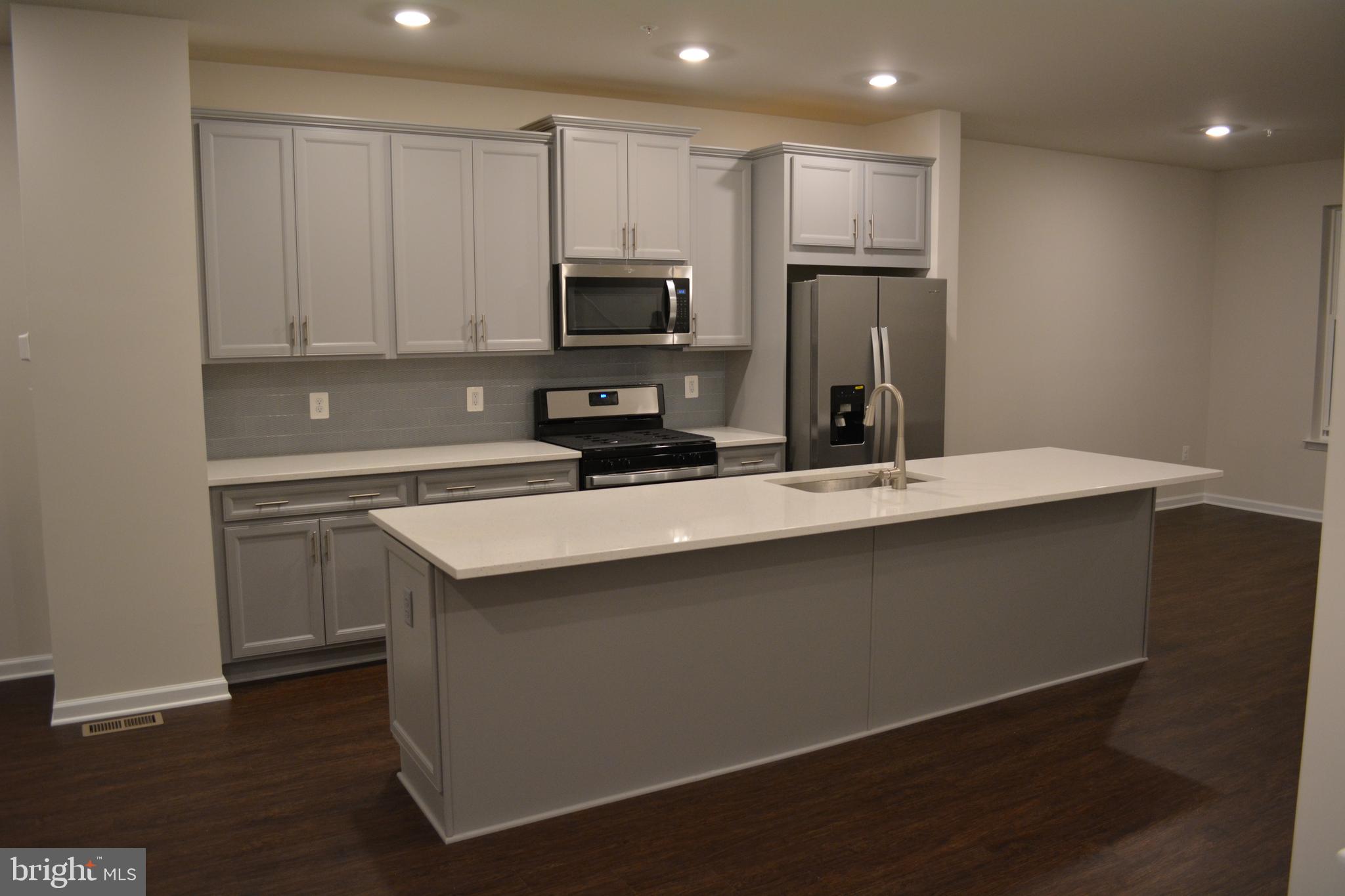 TALLYN RIDGE - Residential Lease