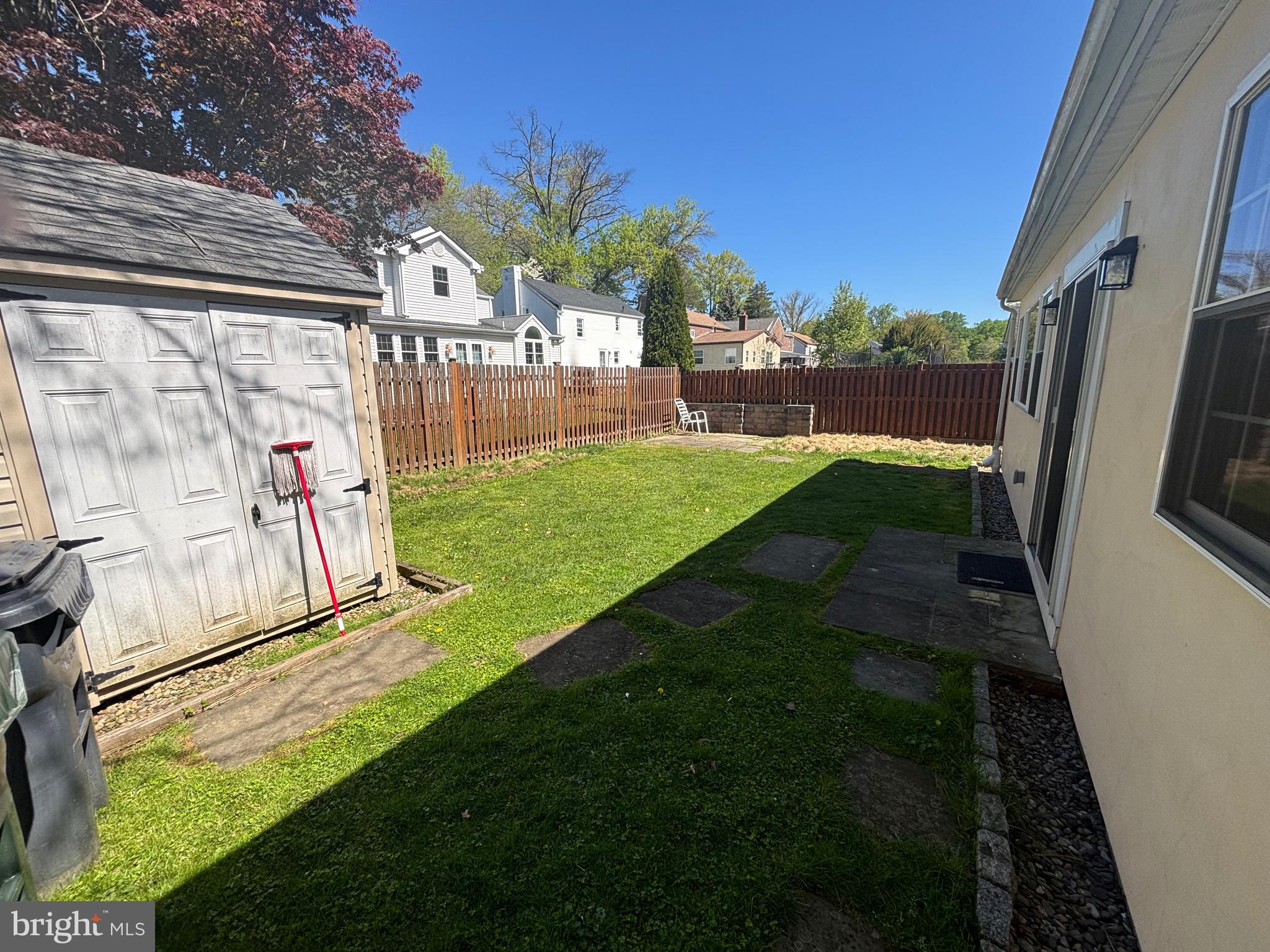 FOX CHASE MANOR - Residential