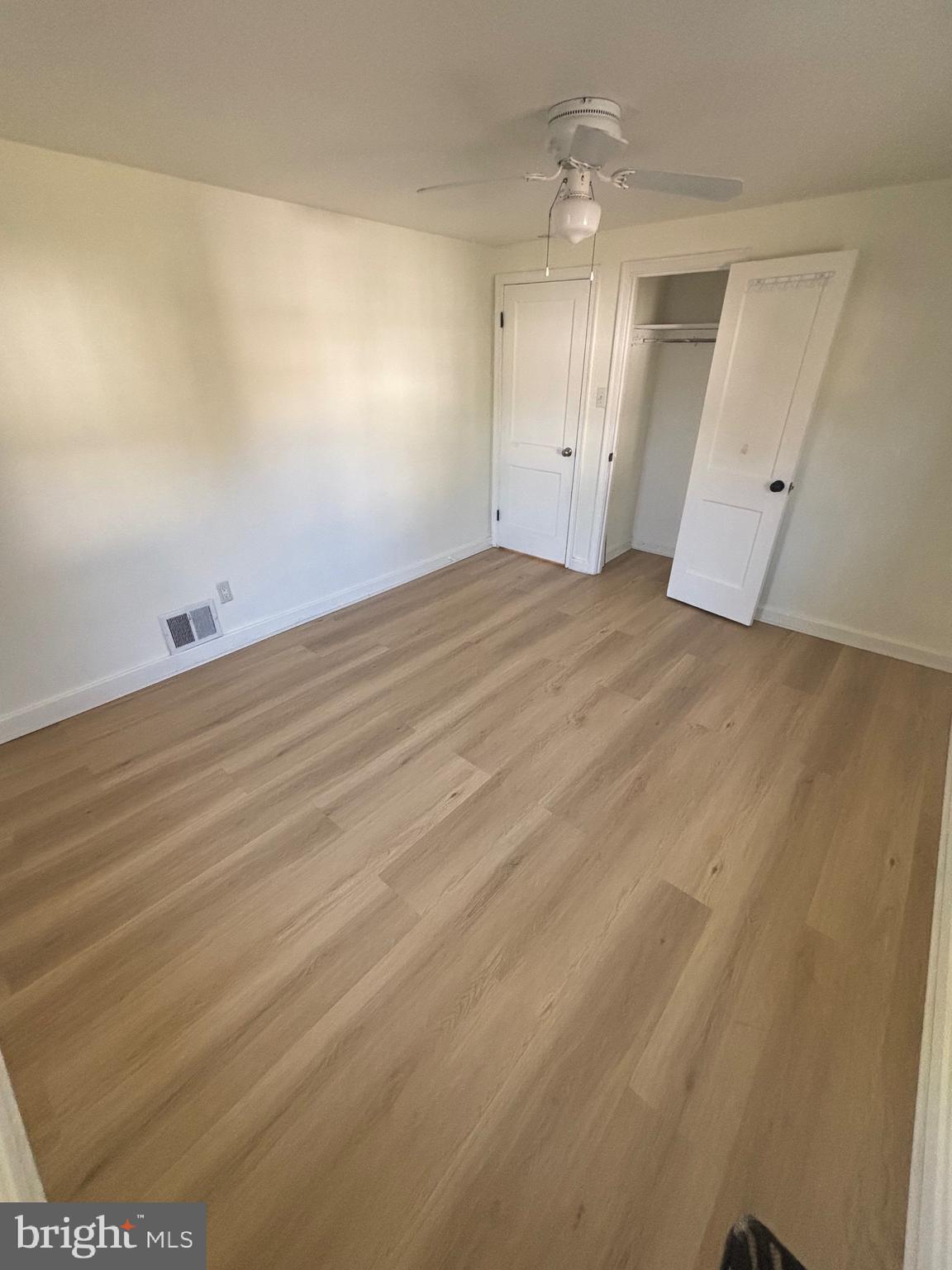 FOX CHASE MANOR - Residential