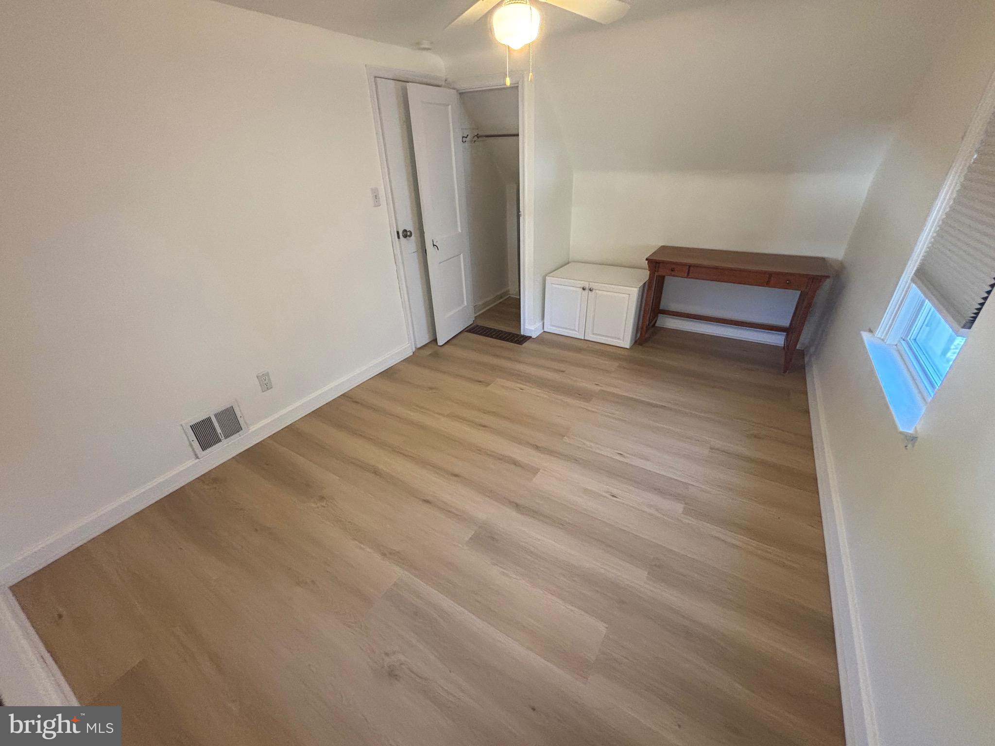 FOX CHASE MANOR - Residential