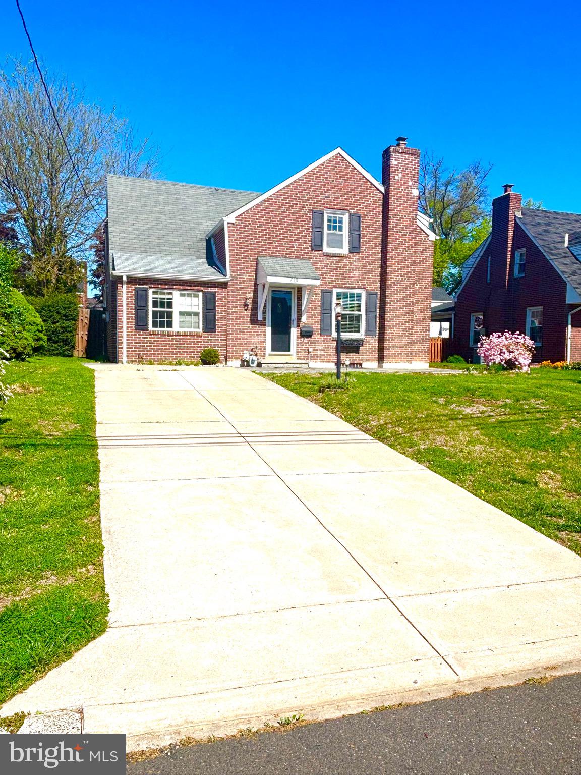 FOX CHASE MANOR - Residential