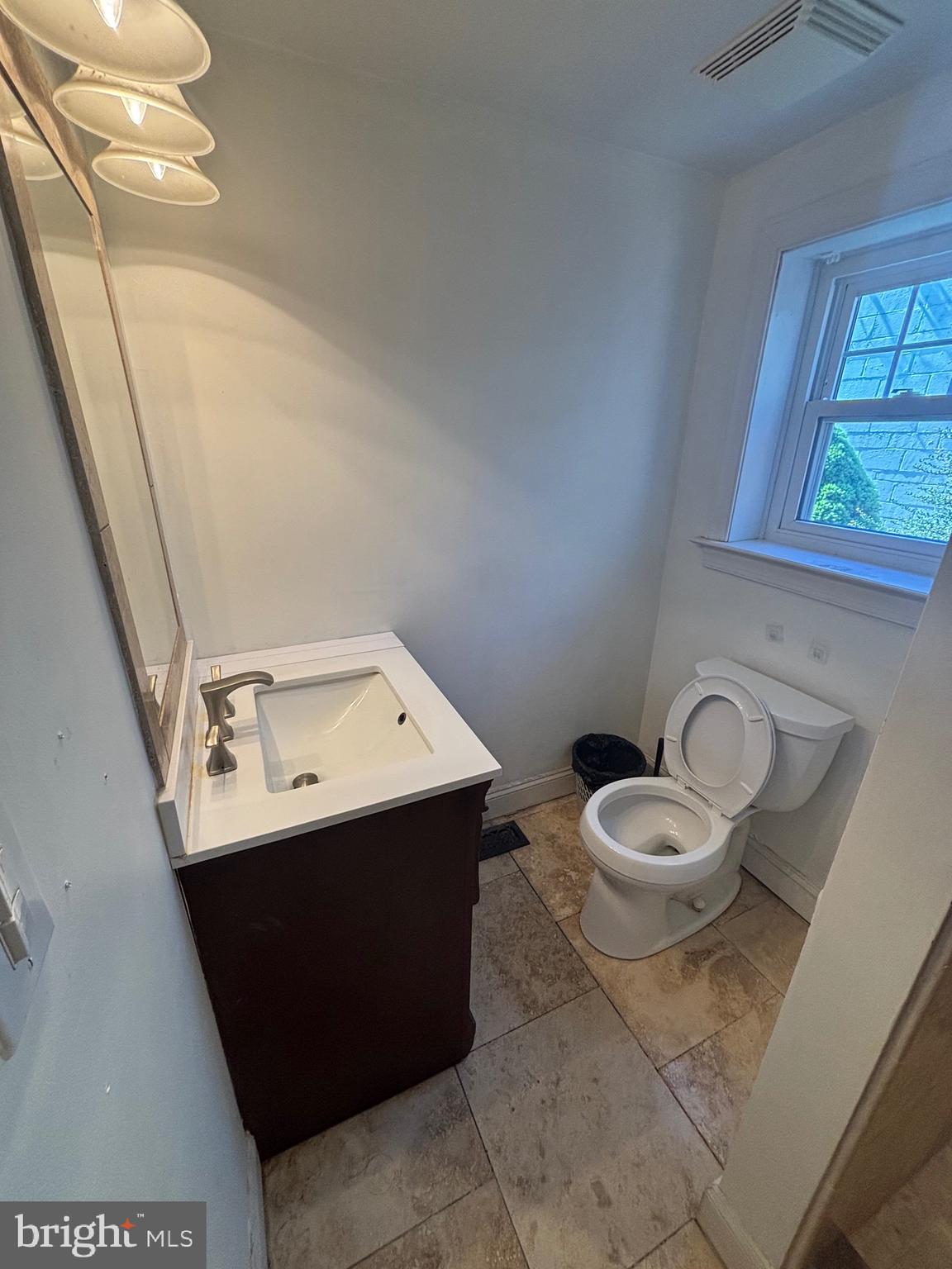 FOX CHASE MANOR - Residential