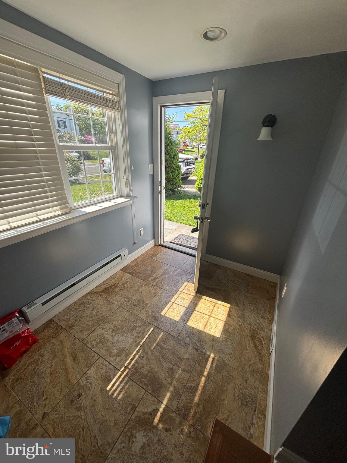 FOX CHASE MANOR - Residential