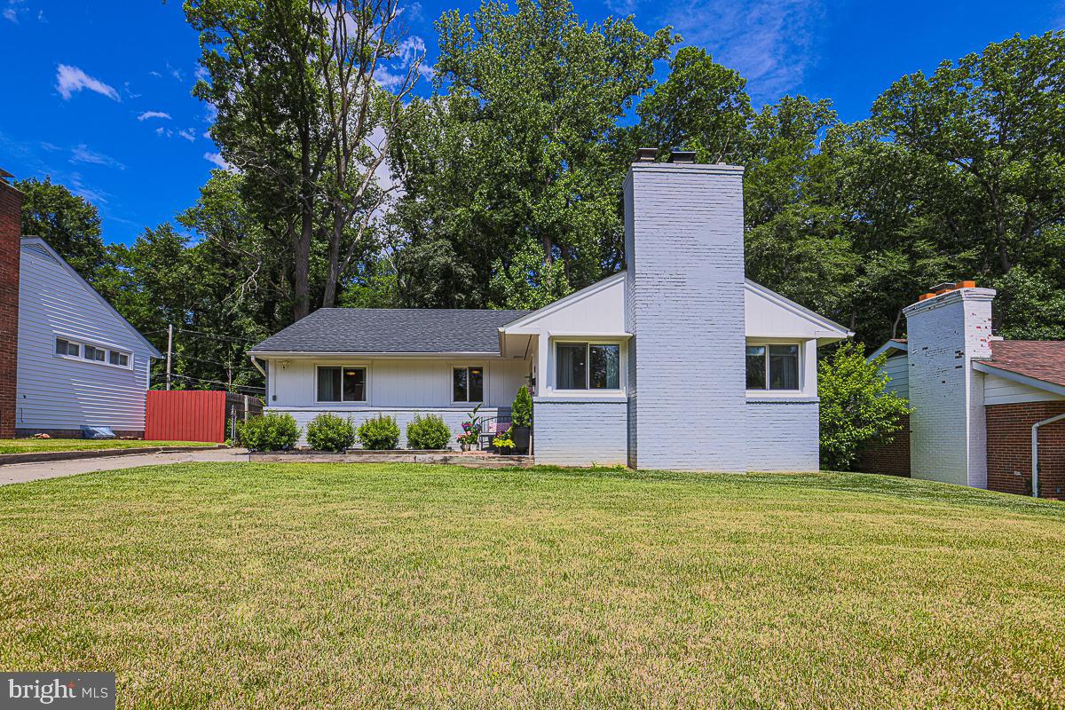 TEN HILLS - Residential