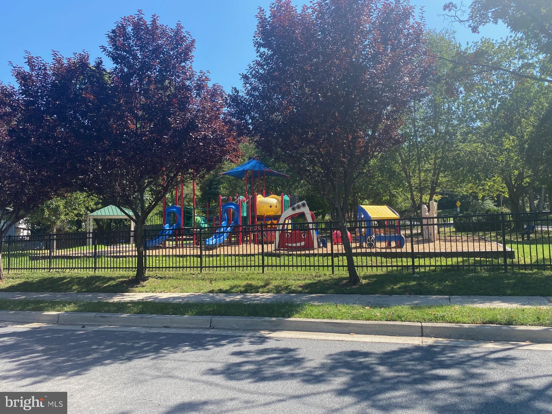 BERWYN HEIGHTS - Residential