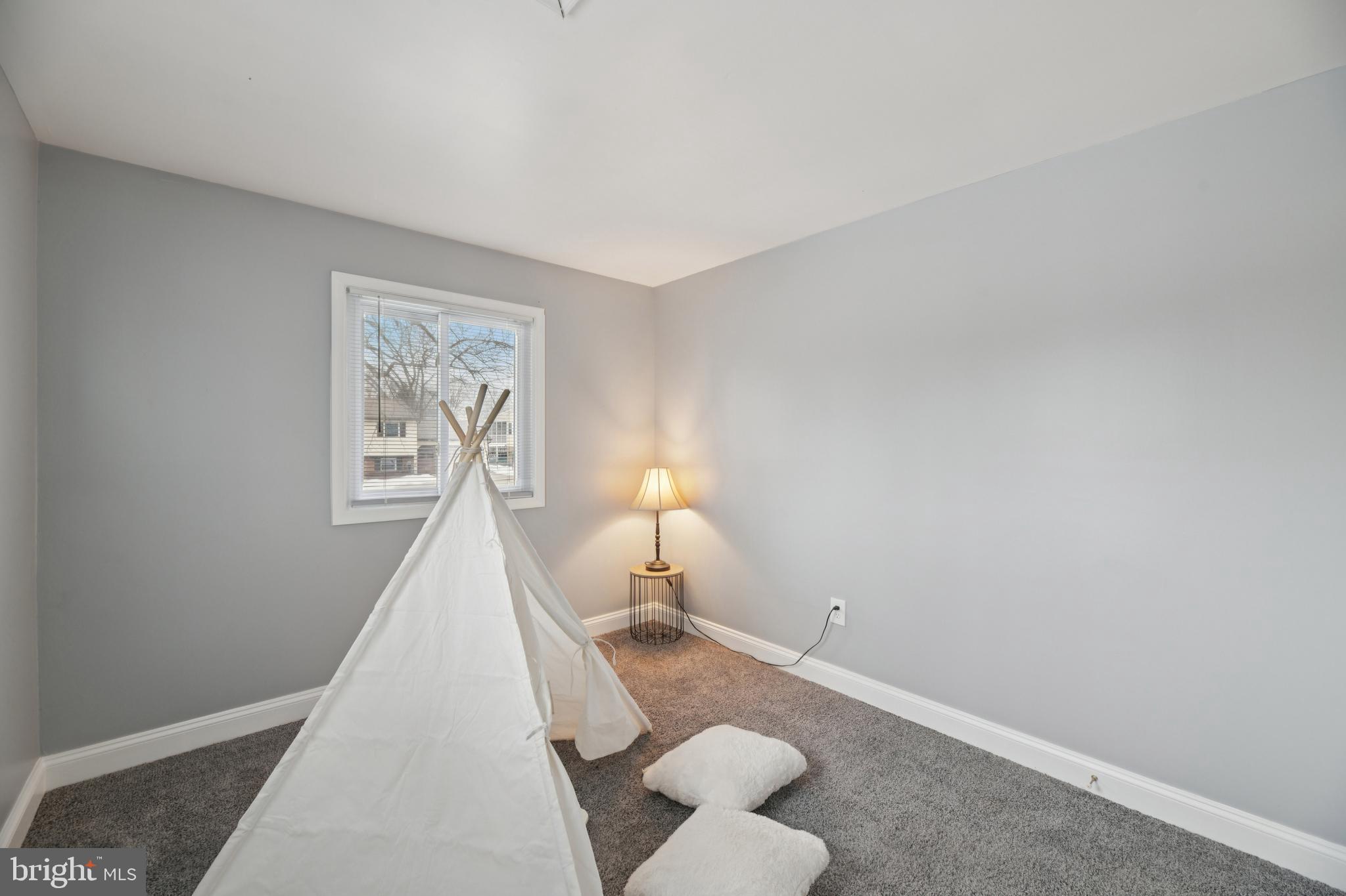 RIVA FARMS - Residential