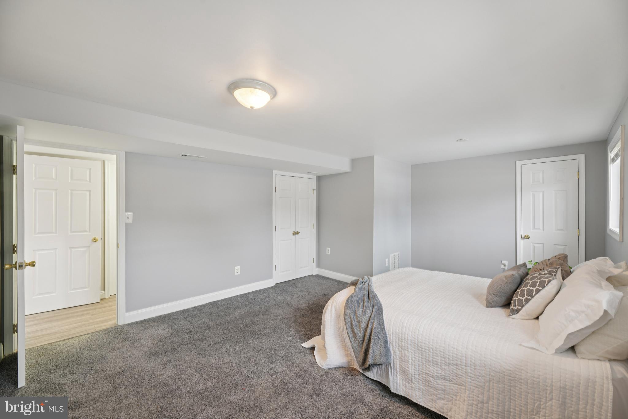 RIVA FARMS - Residential