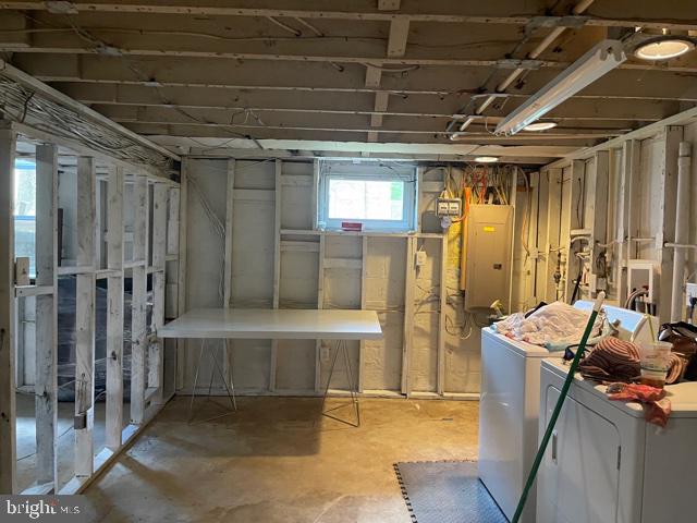 CLEARWOOD - Residential