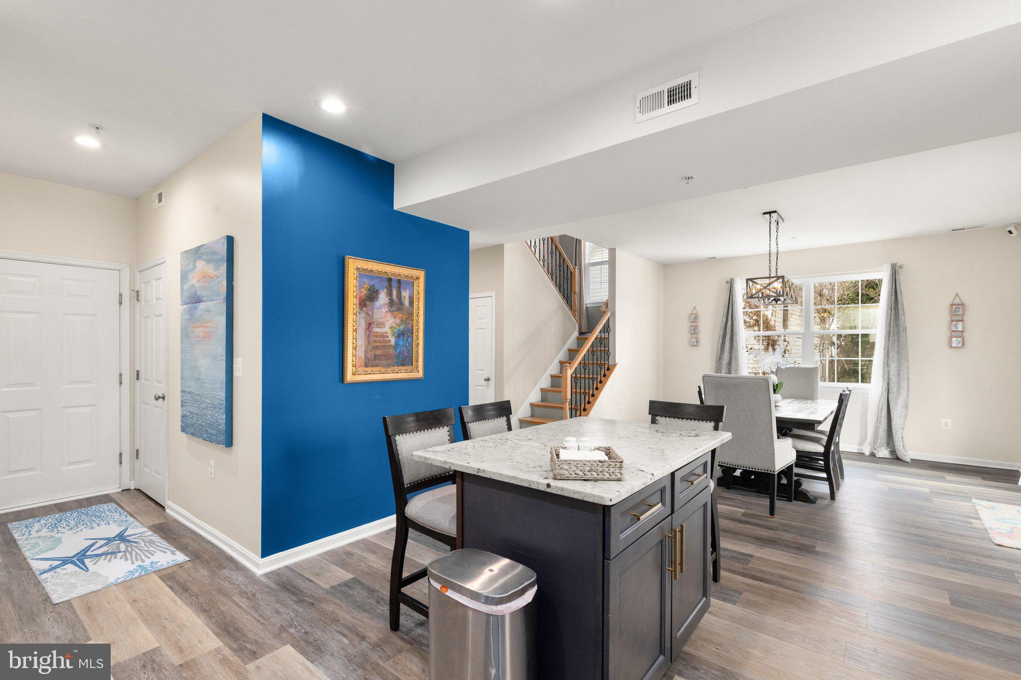 OLIVER BEACH - Residential