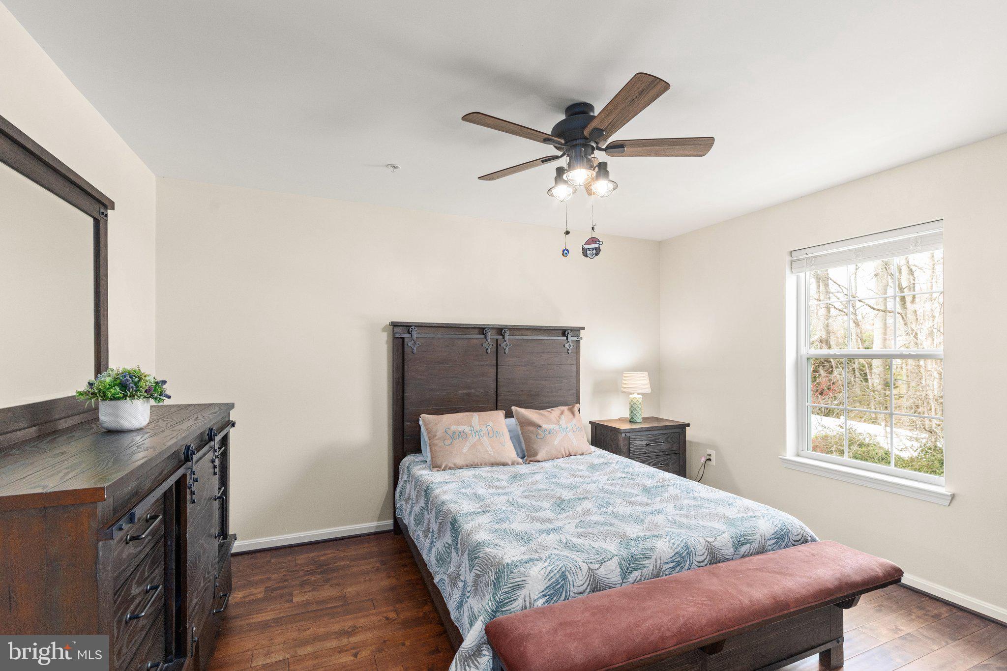 OLIVER BEACH - Residential