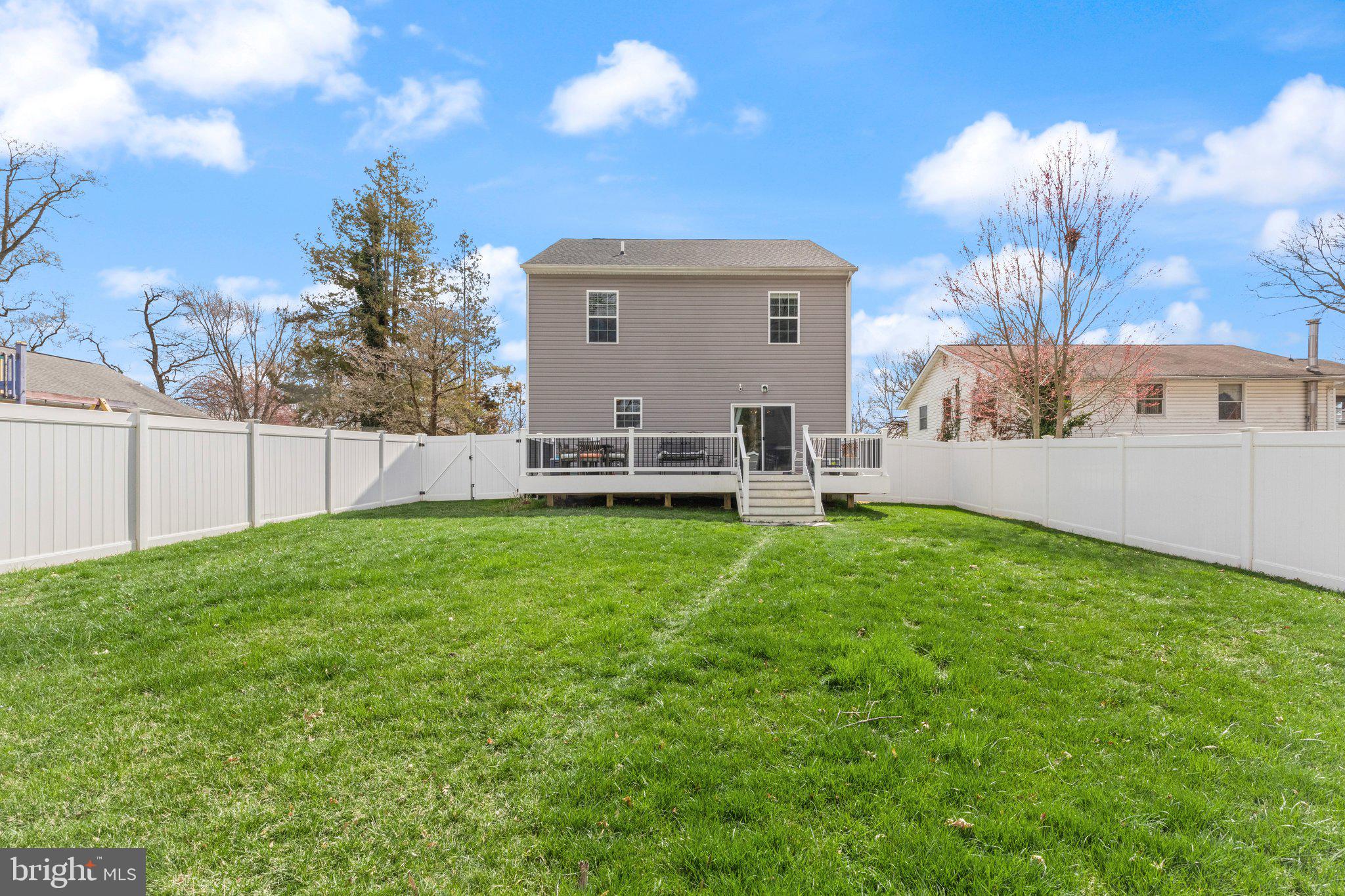 OLIVER BEACH - Residential