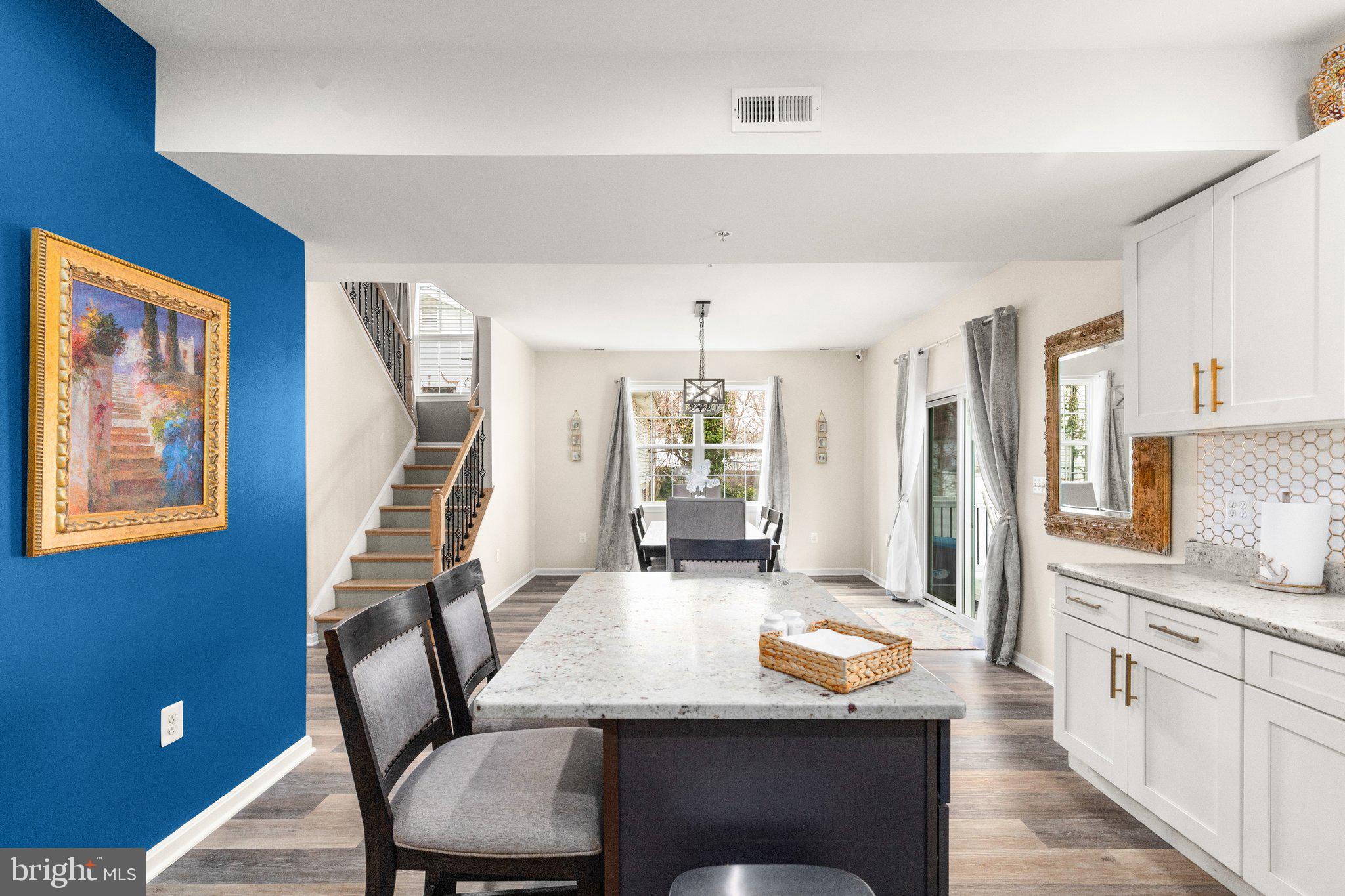 OLIVER BEACH - Residential