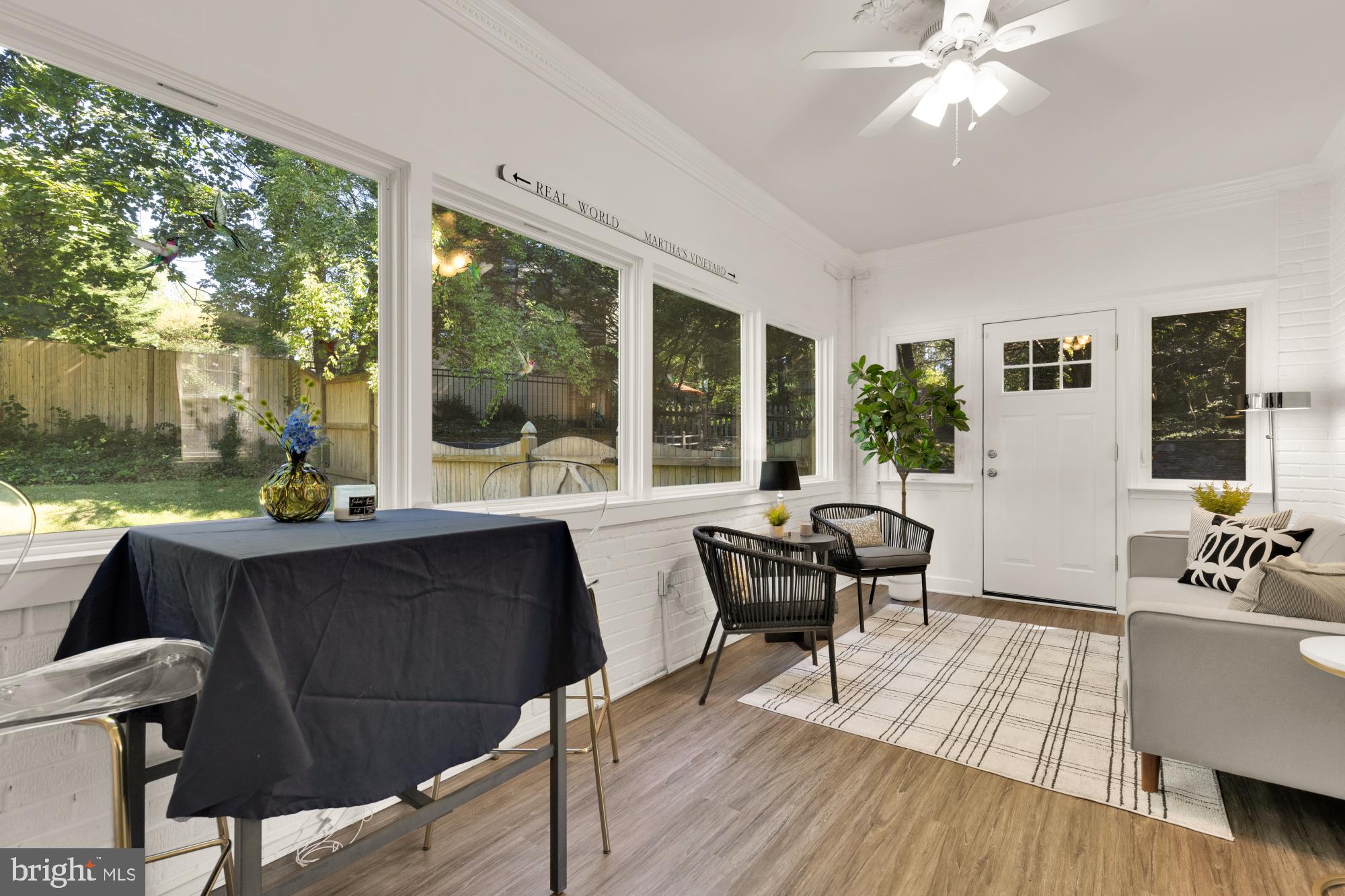 KENSINGTON - Residential Lease