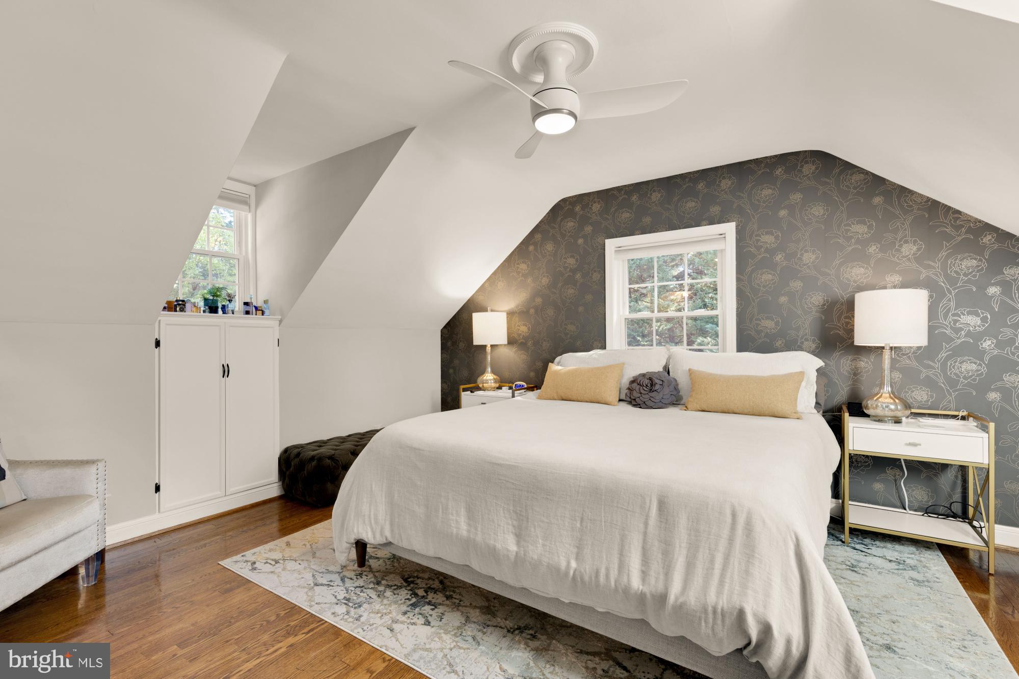 KENSINGTON - Residential Lease