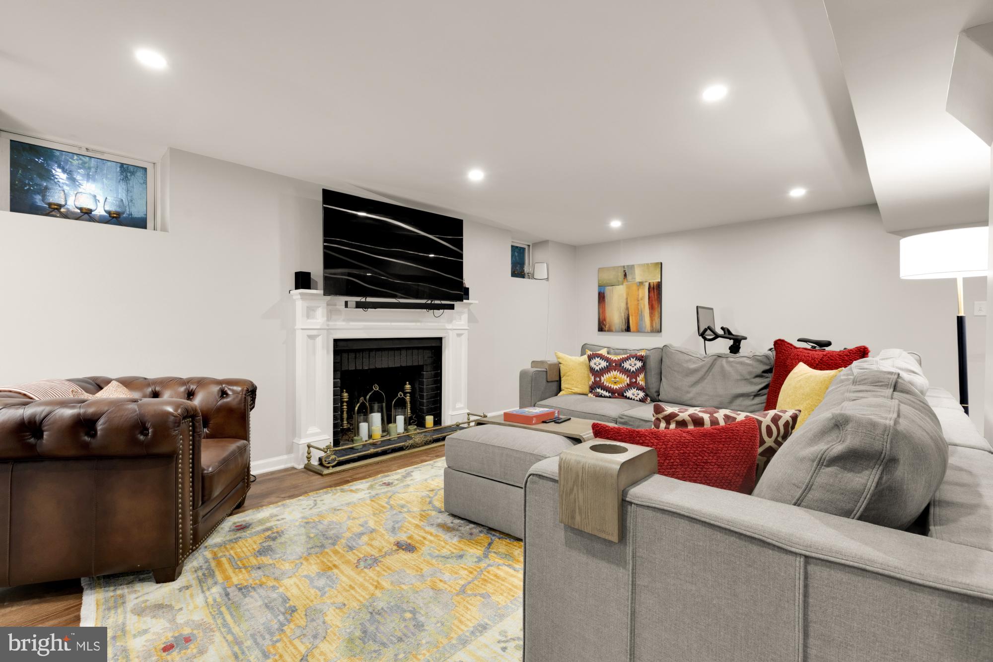 KENSINGTON - Residential Lease