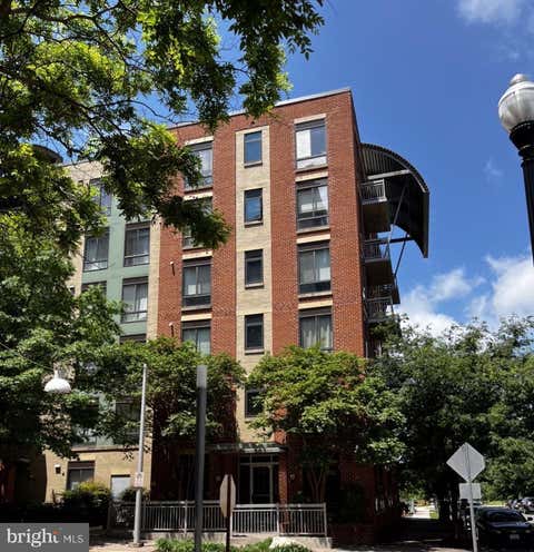 Condo For Rent - 1200 N Hartford Street #507<br/> ARLINGTON, VA 22201