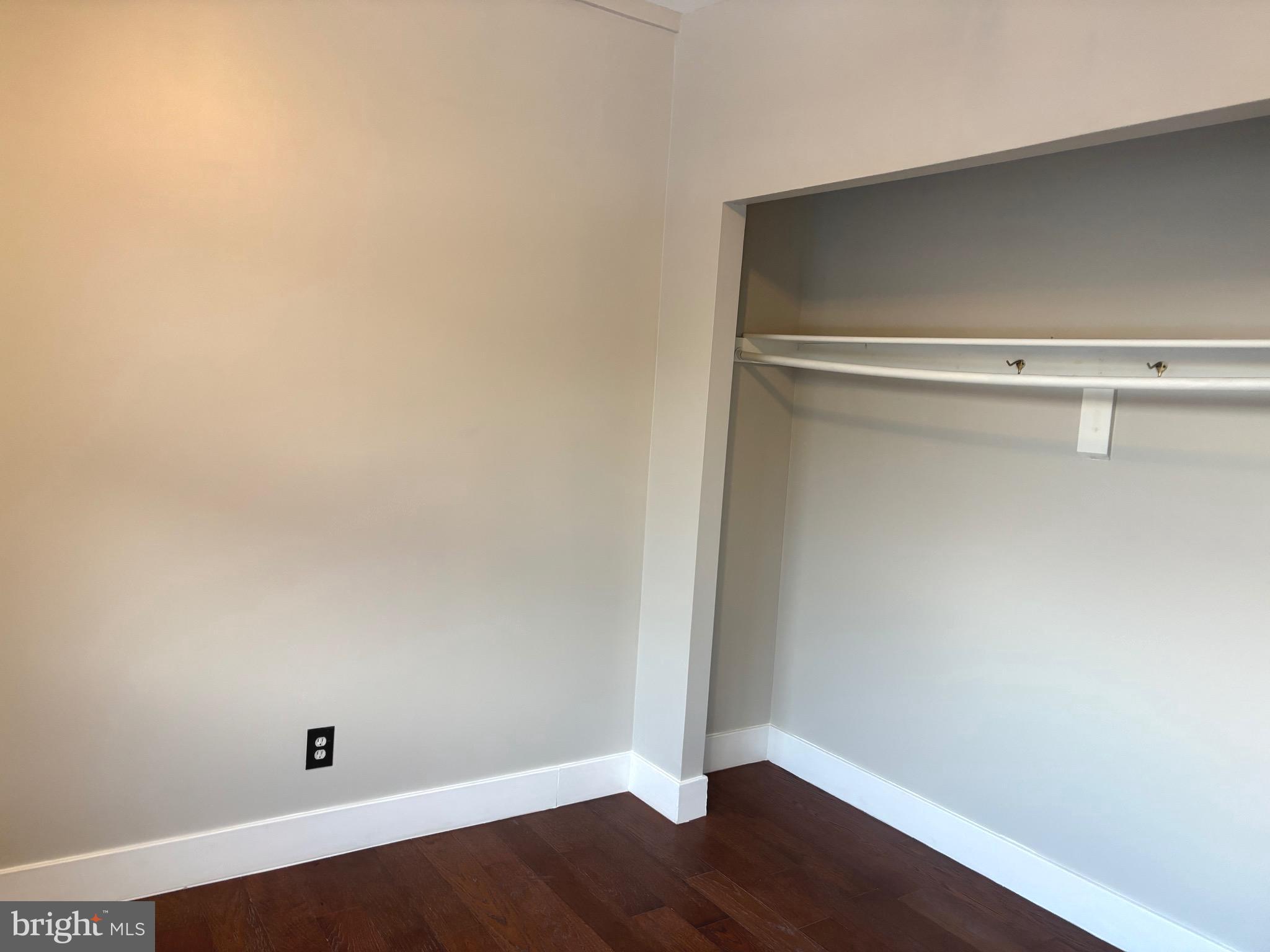 RIGGS HILL - Residential