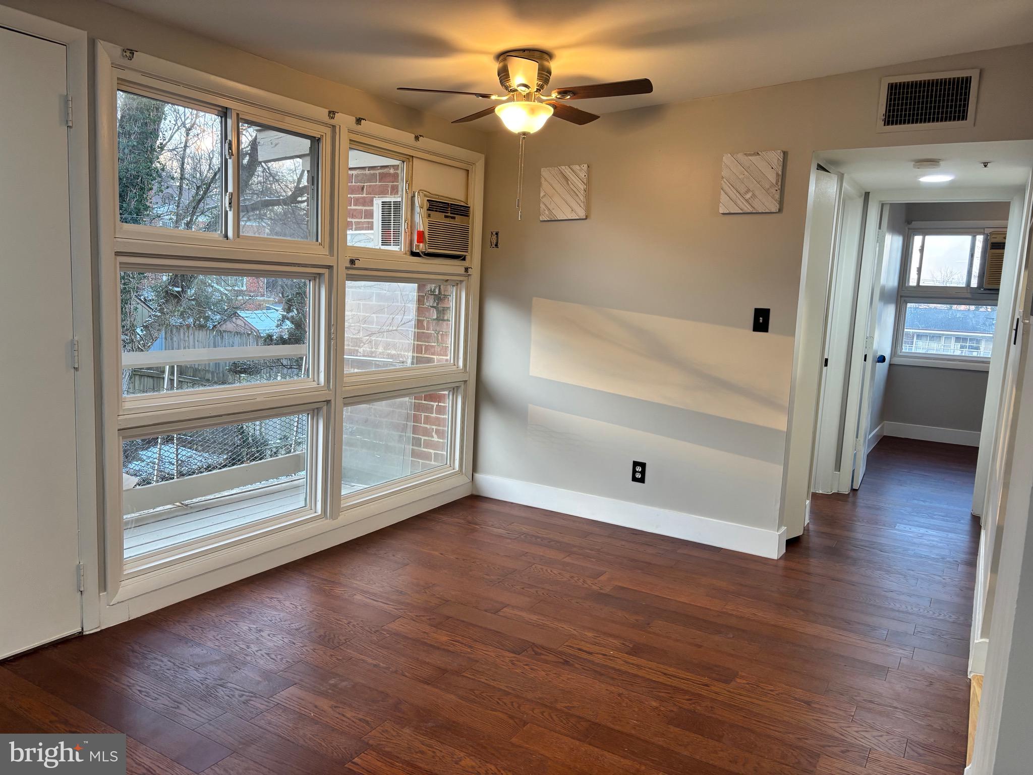 RIGGS HILL - Residential