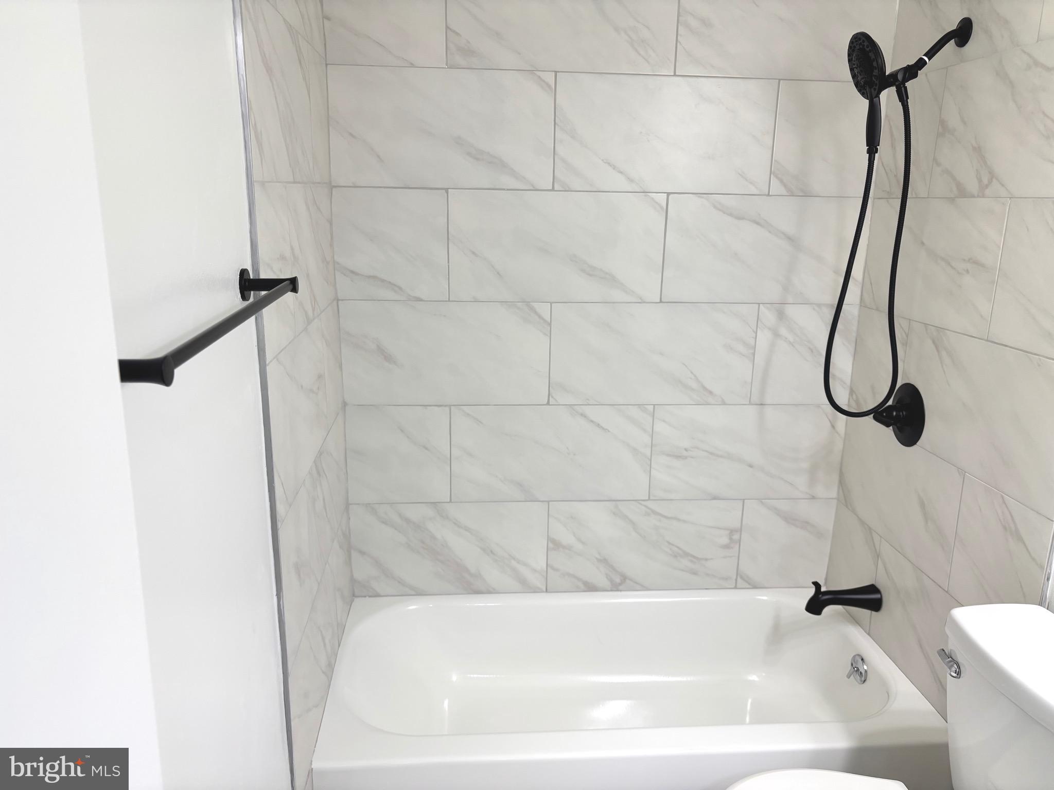 RIGGS HILL - Residential