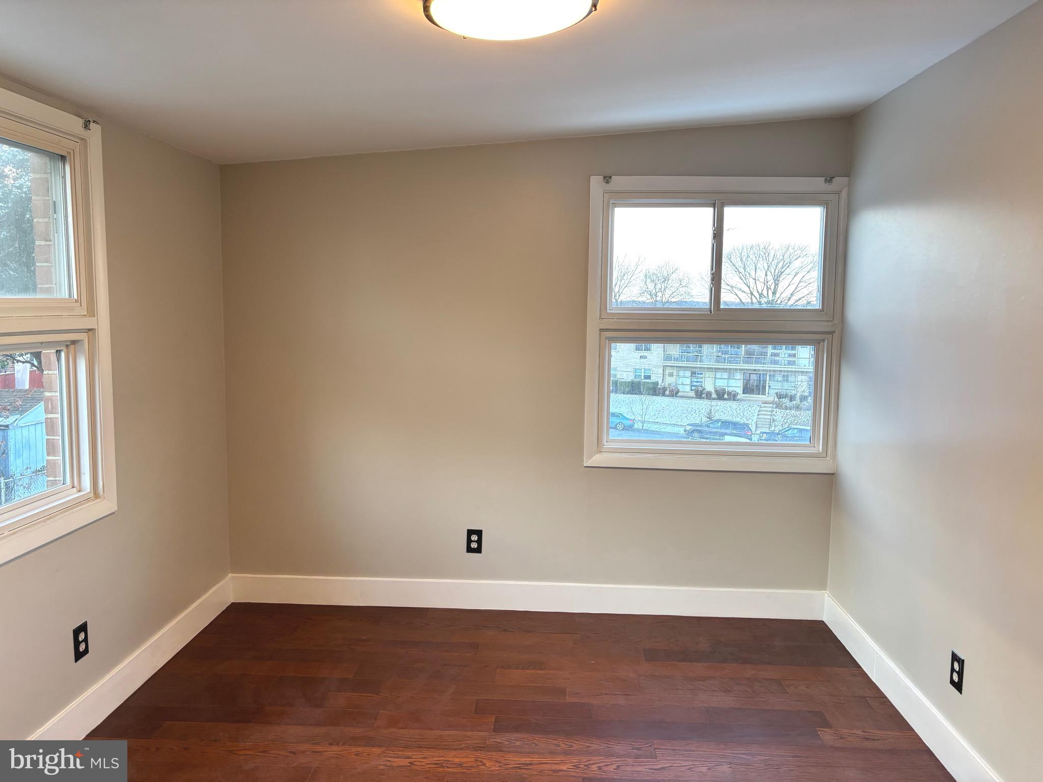 RIGGS HILL - Residential