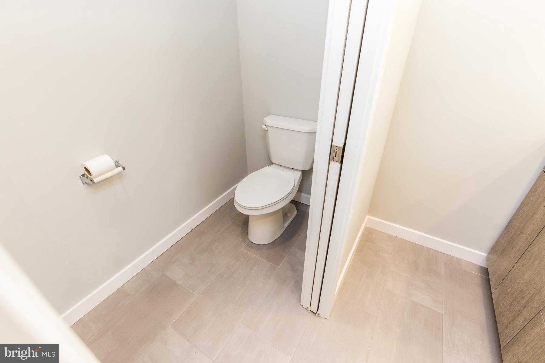 KENSINGTON - Residential Lease