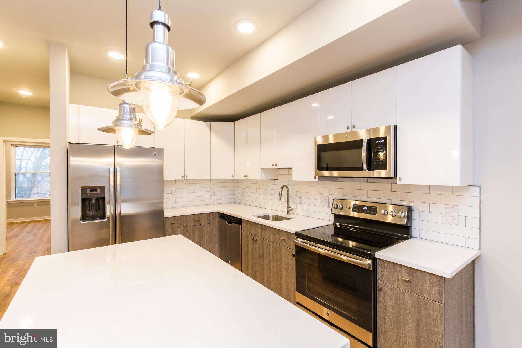 KENSINGTON - Residential Lease