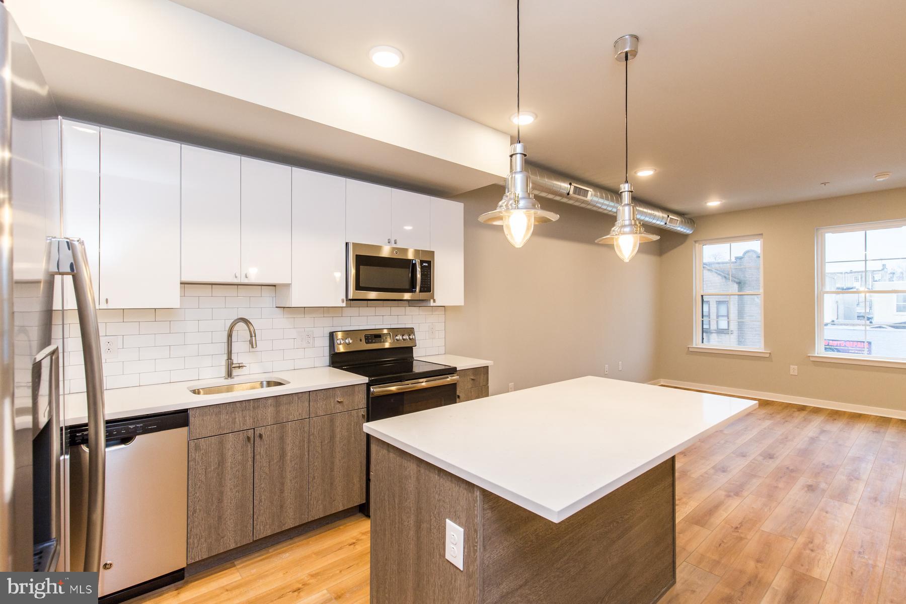 KENSINGTON - Residential Lease