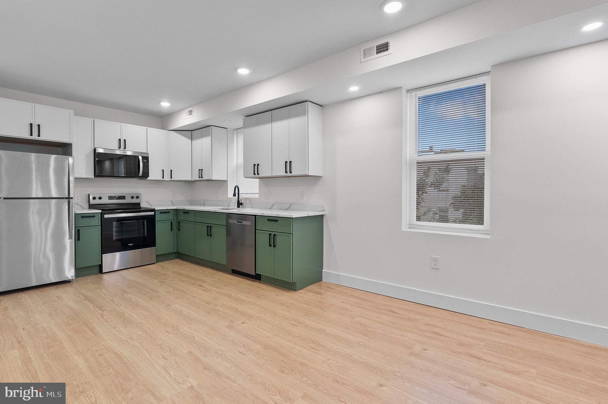 2200 E FAYETTE STREET 2 2ND FLOOR