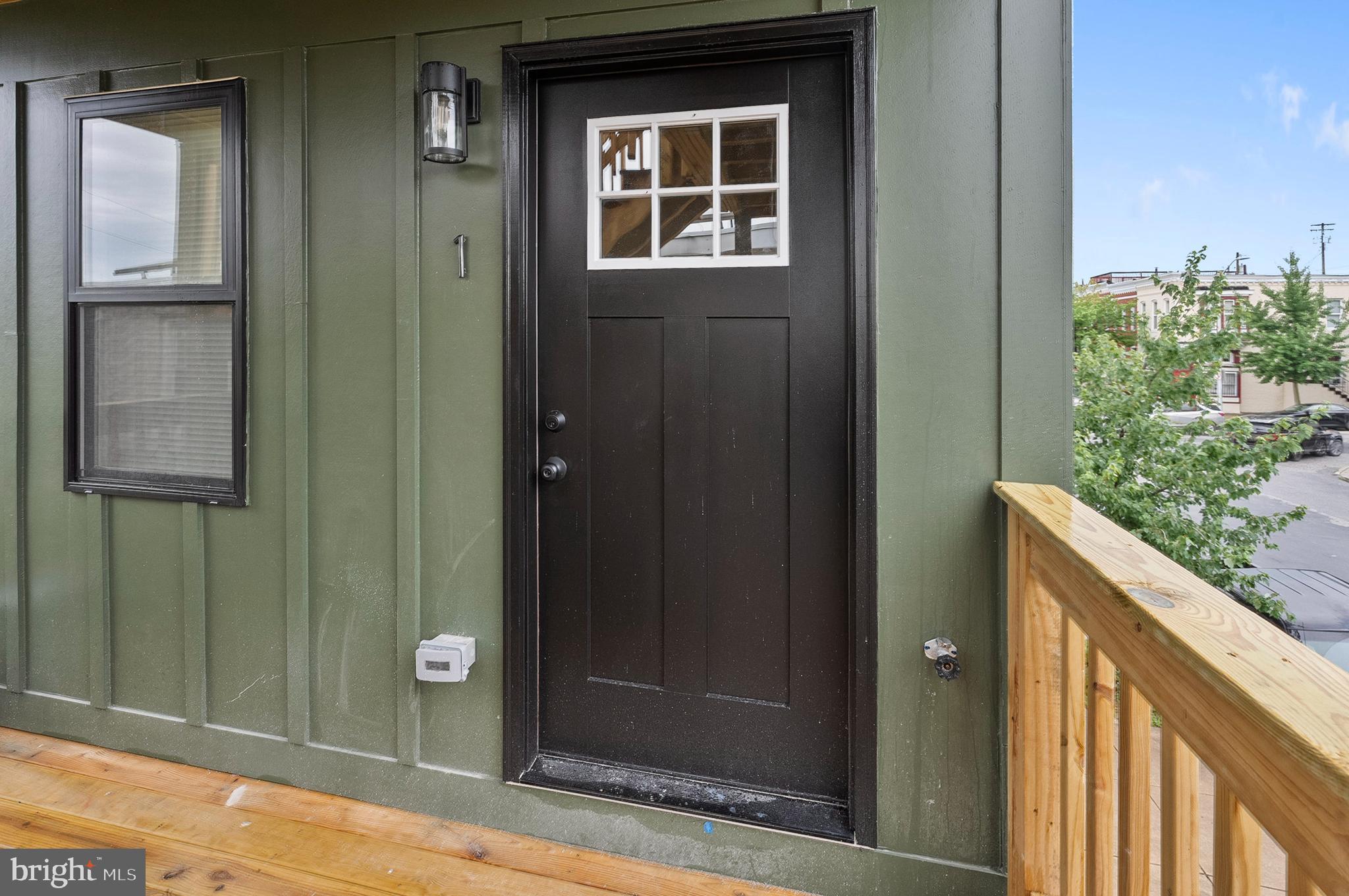 MIDDLE EAST - Residential Lease