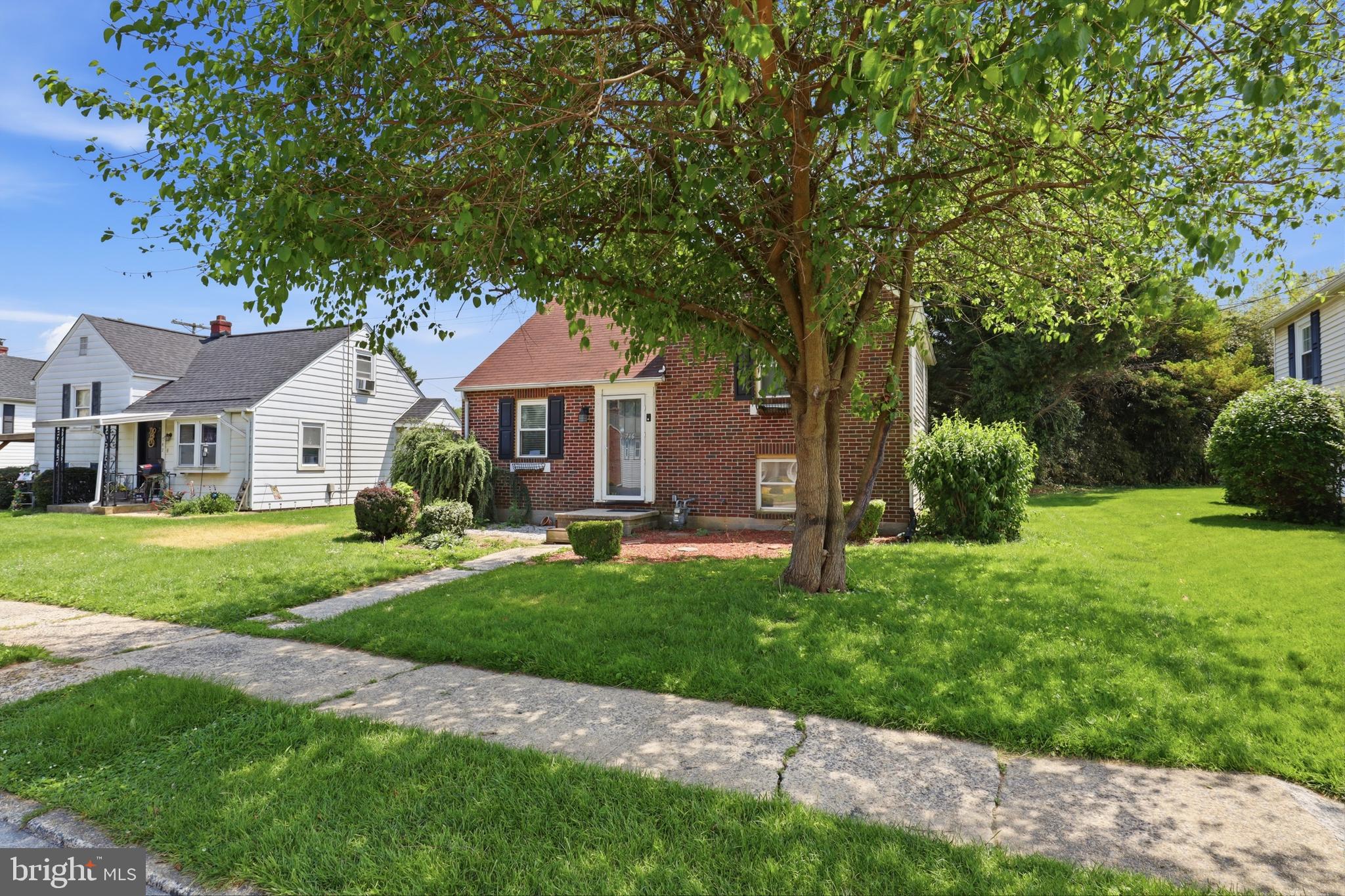 746 PRIORITY ROAD