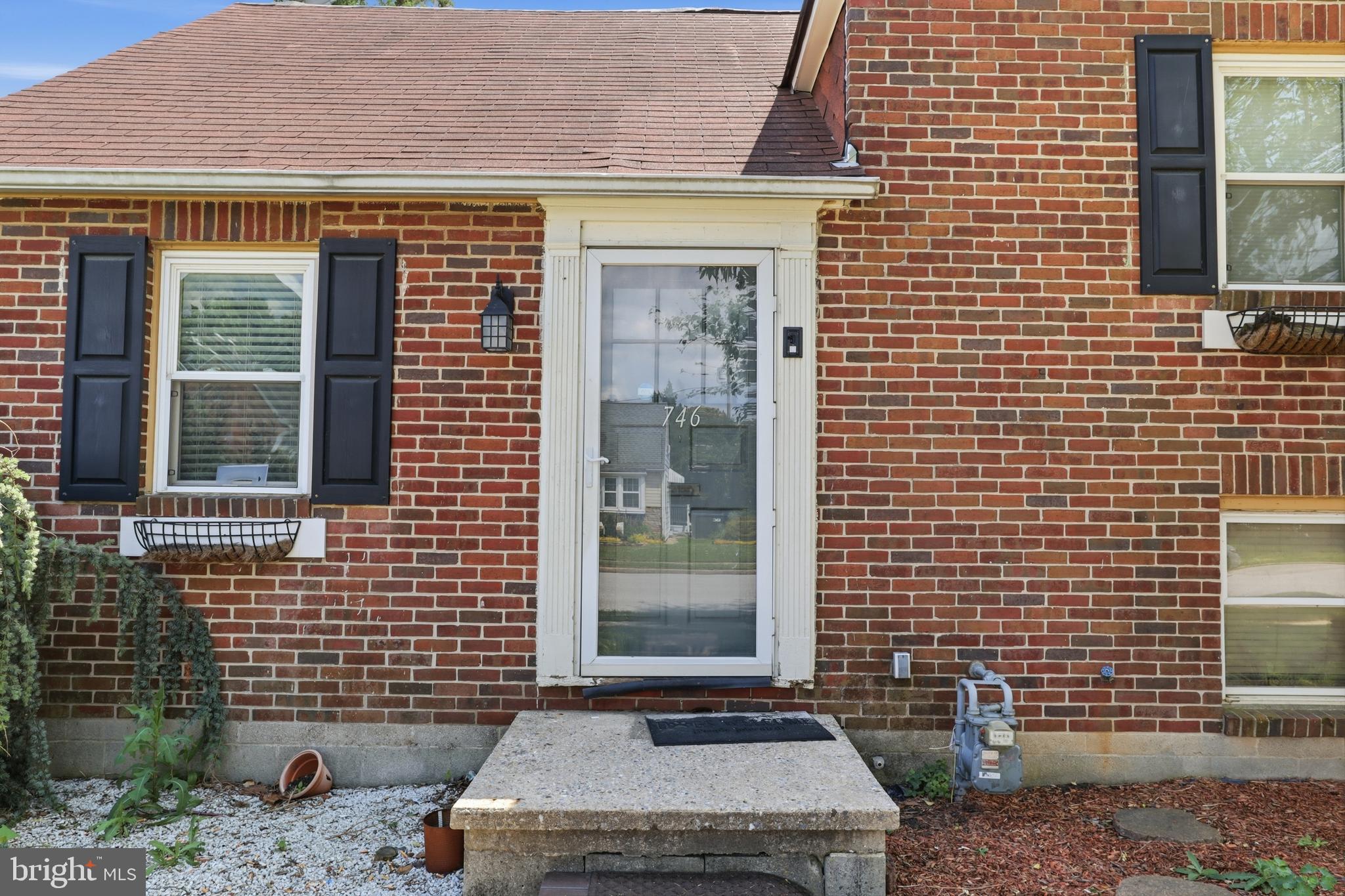 746 PRIORITY ROAD