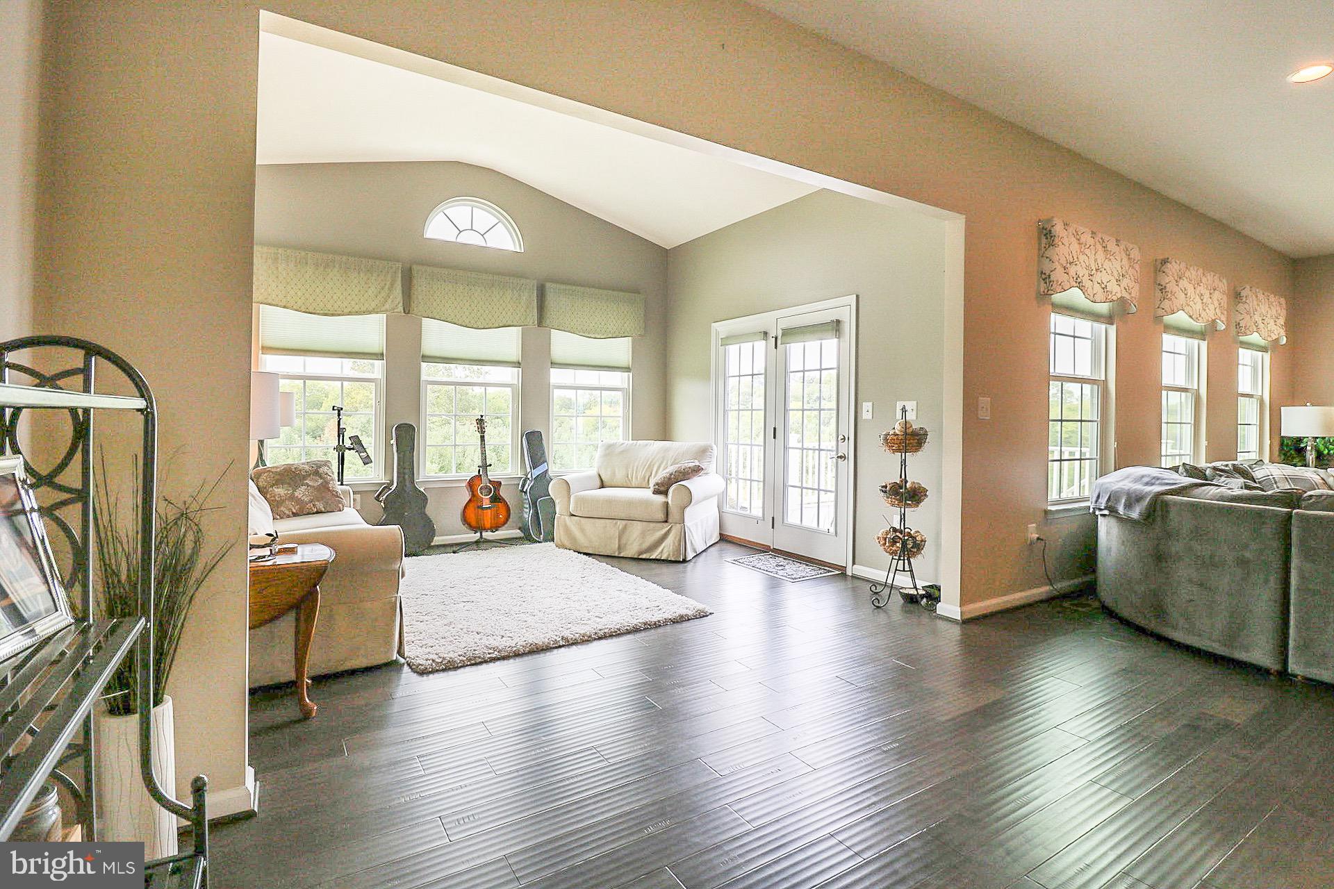 MINTBROOK - Residential