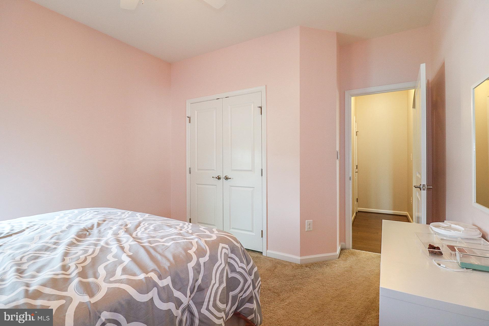 MINTBROOK - Residential